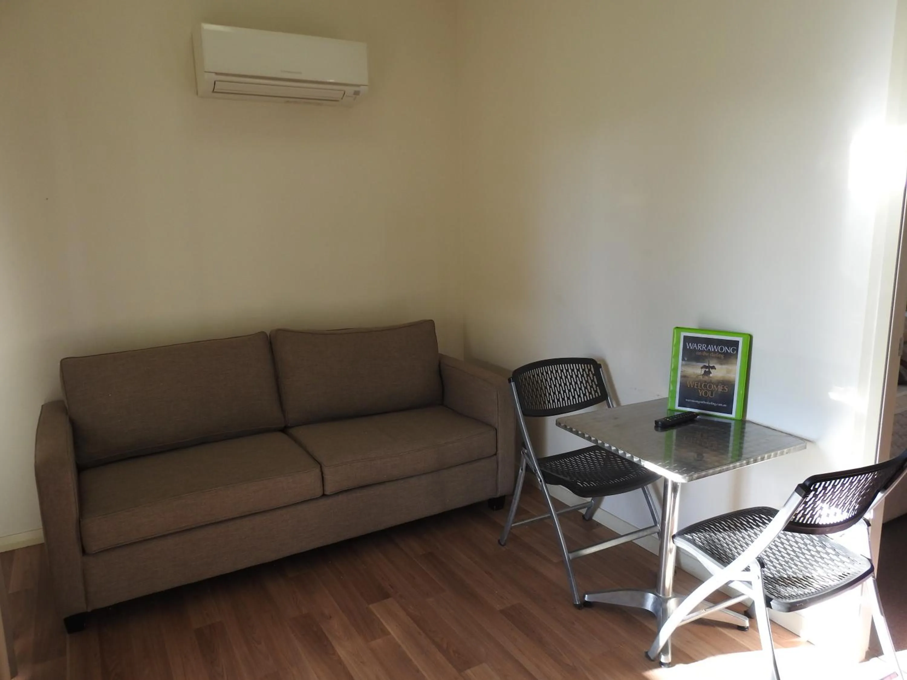 Warrawong on the Darling Wilcannia Holiday Park