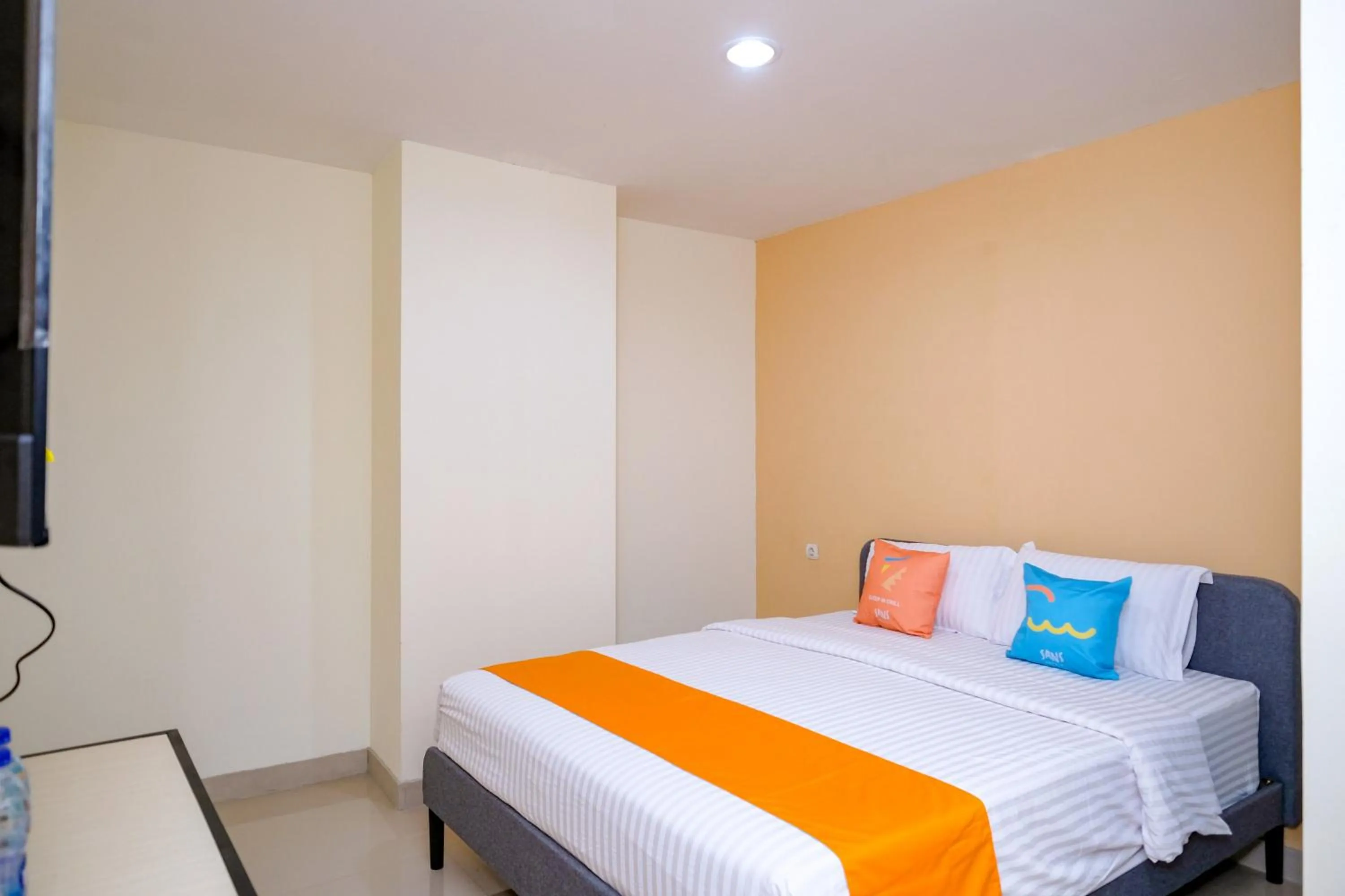 Bedroom, Bed in Sans Hotel Mataram Malioboro