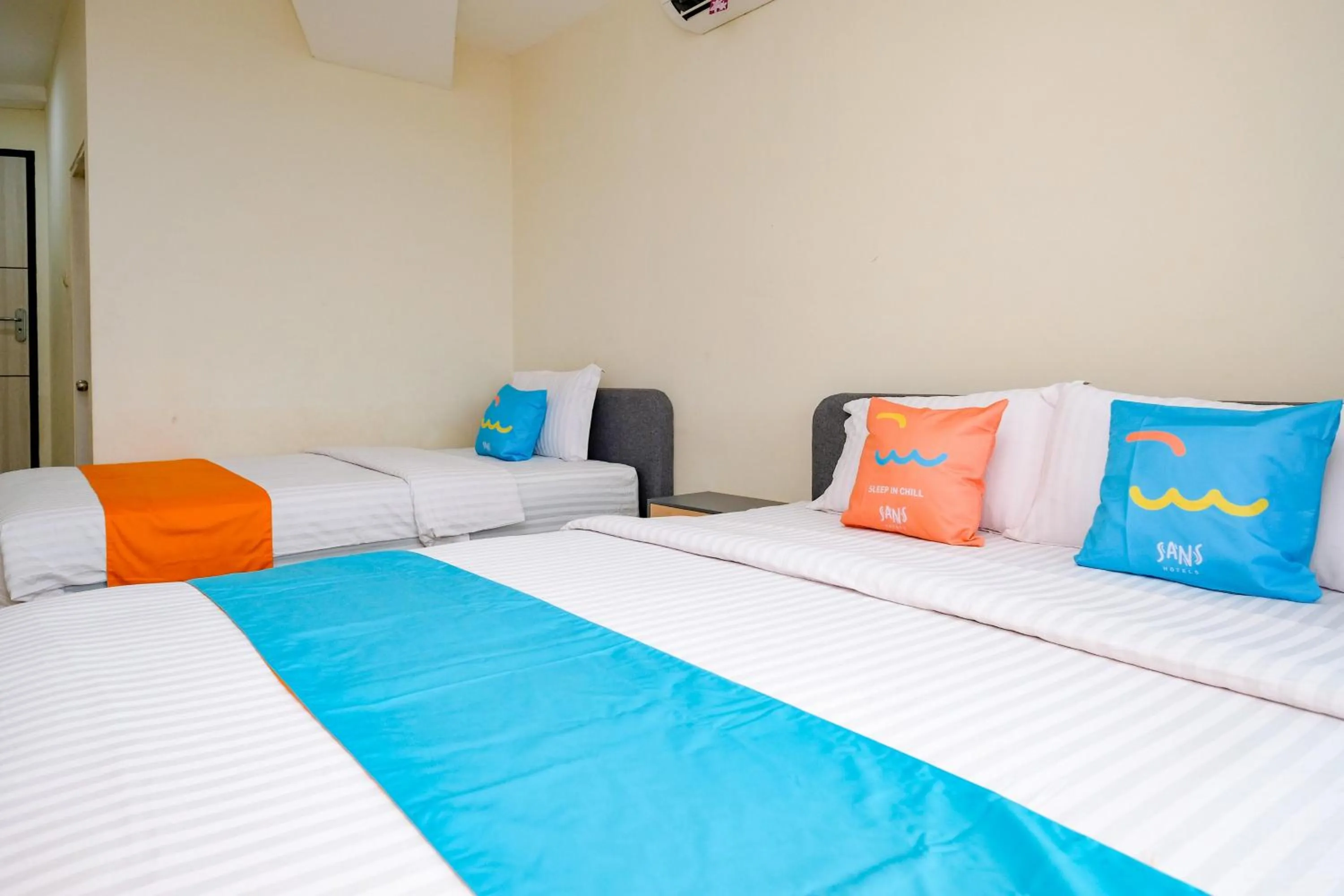 Bedroom, Bed in Sans Hotel Mataram Malioboro