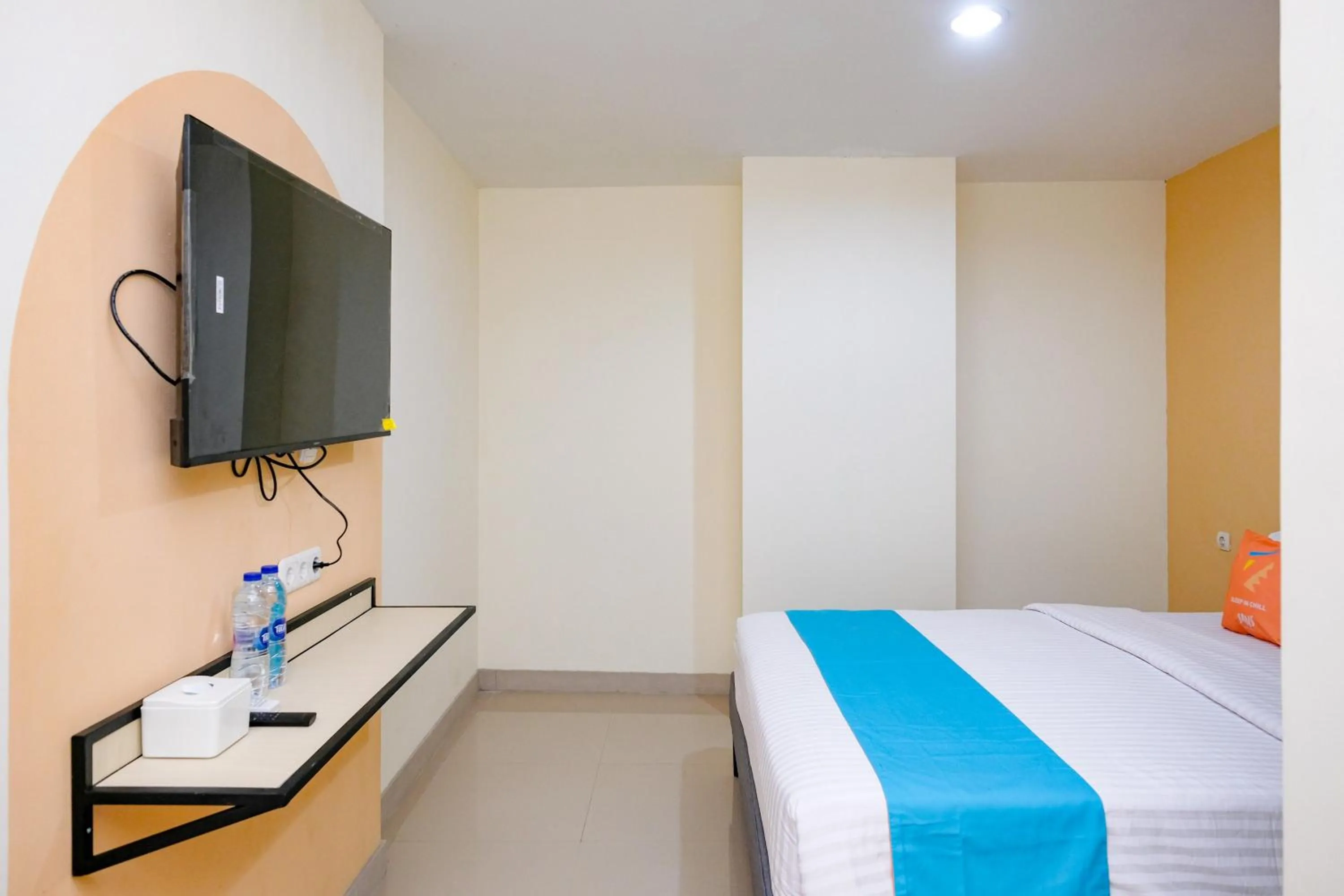 Bedroom, Bed in Sans Hotel Mataram Malioboro