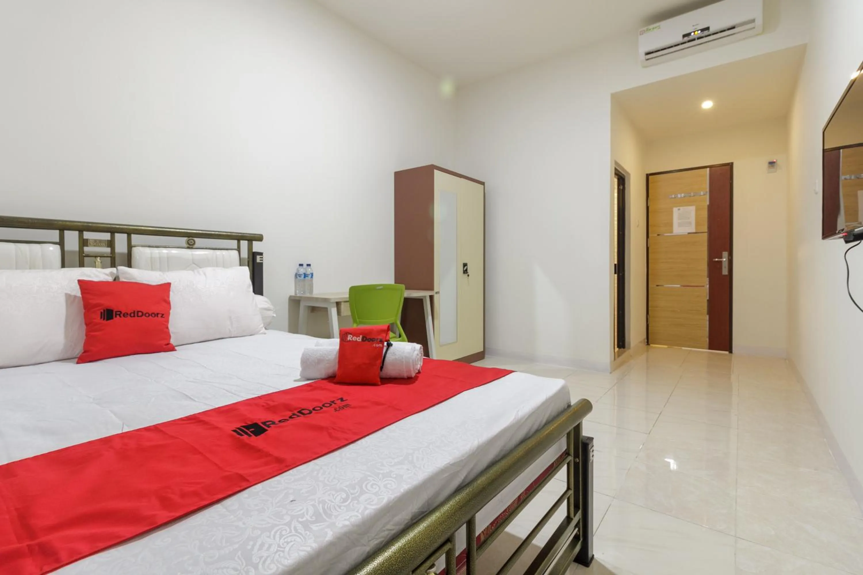 Hotel O Rappocini Near Rsia Paramount