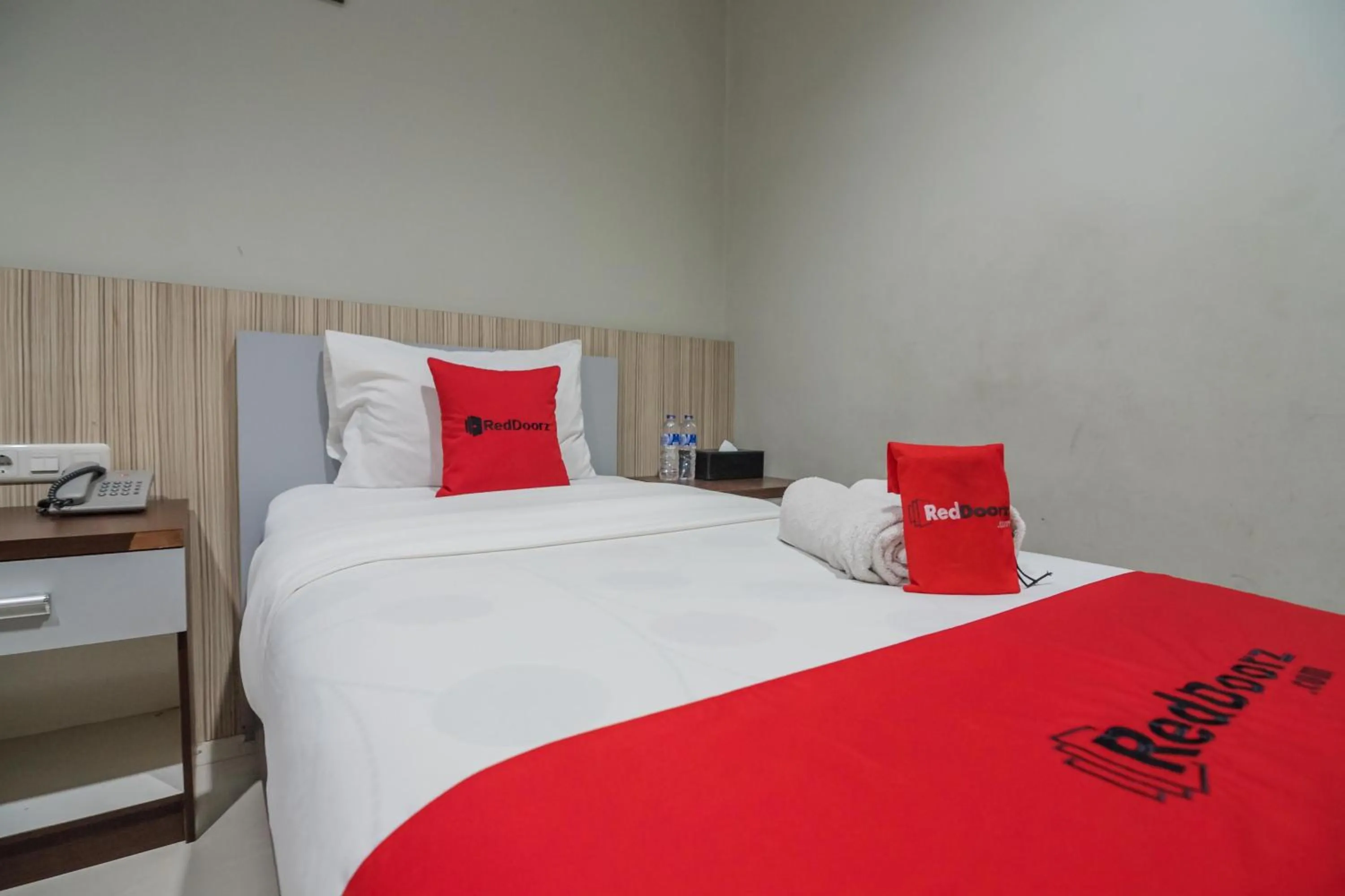 Bedroom in RedDoorz Plus near Simpang Rimbo Jambi