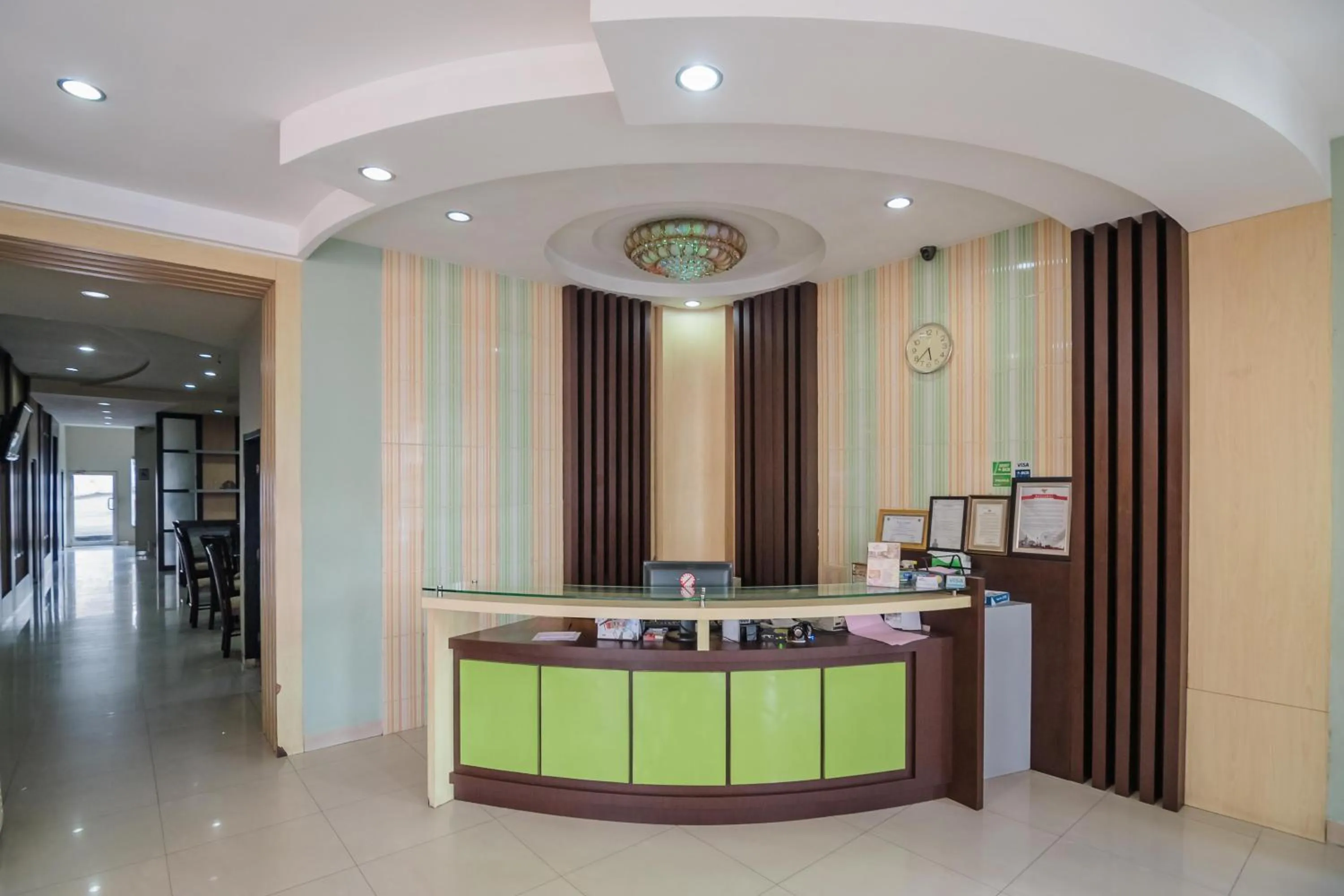 Lobby or reception, Lobby/Reception in RedDoorz Plus near Simpang Rimbo Jambi
