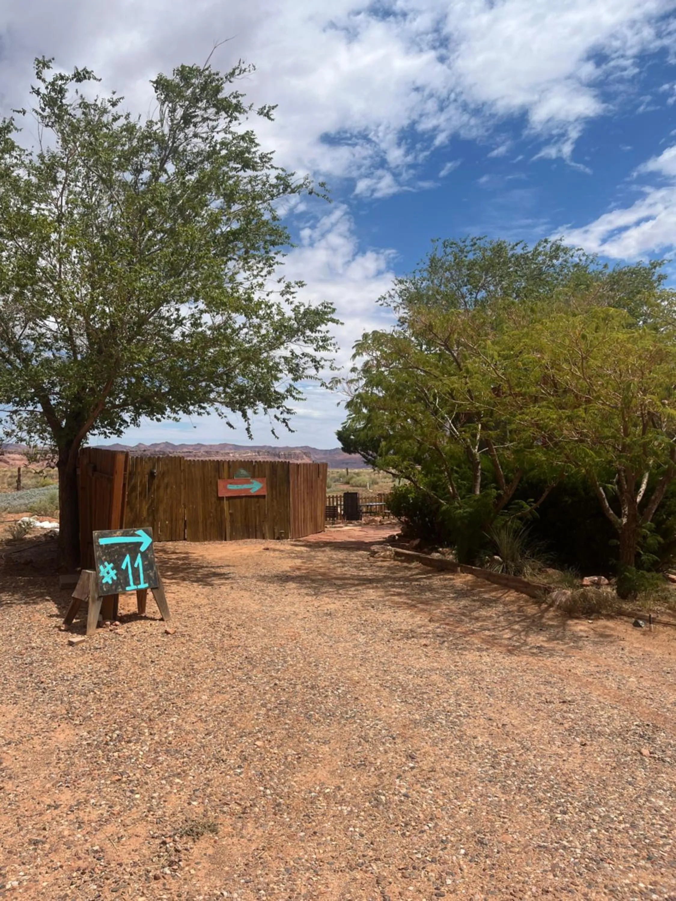 Parking in Lee's Ferry Lodge at Vermilion Cliffs