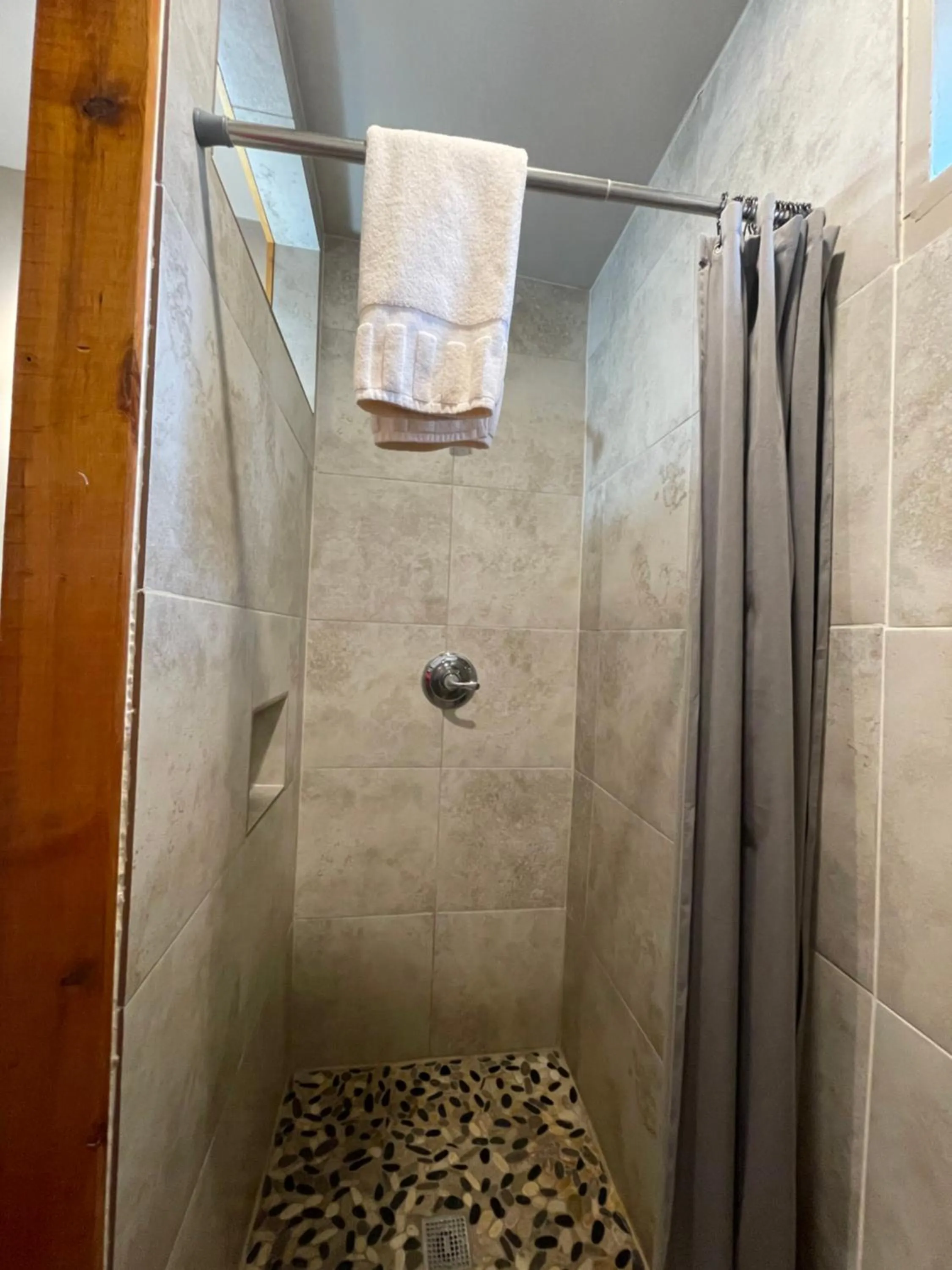 Shower in Lee's Ferry Lodge at Vermilion Cliffs