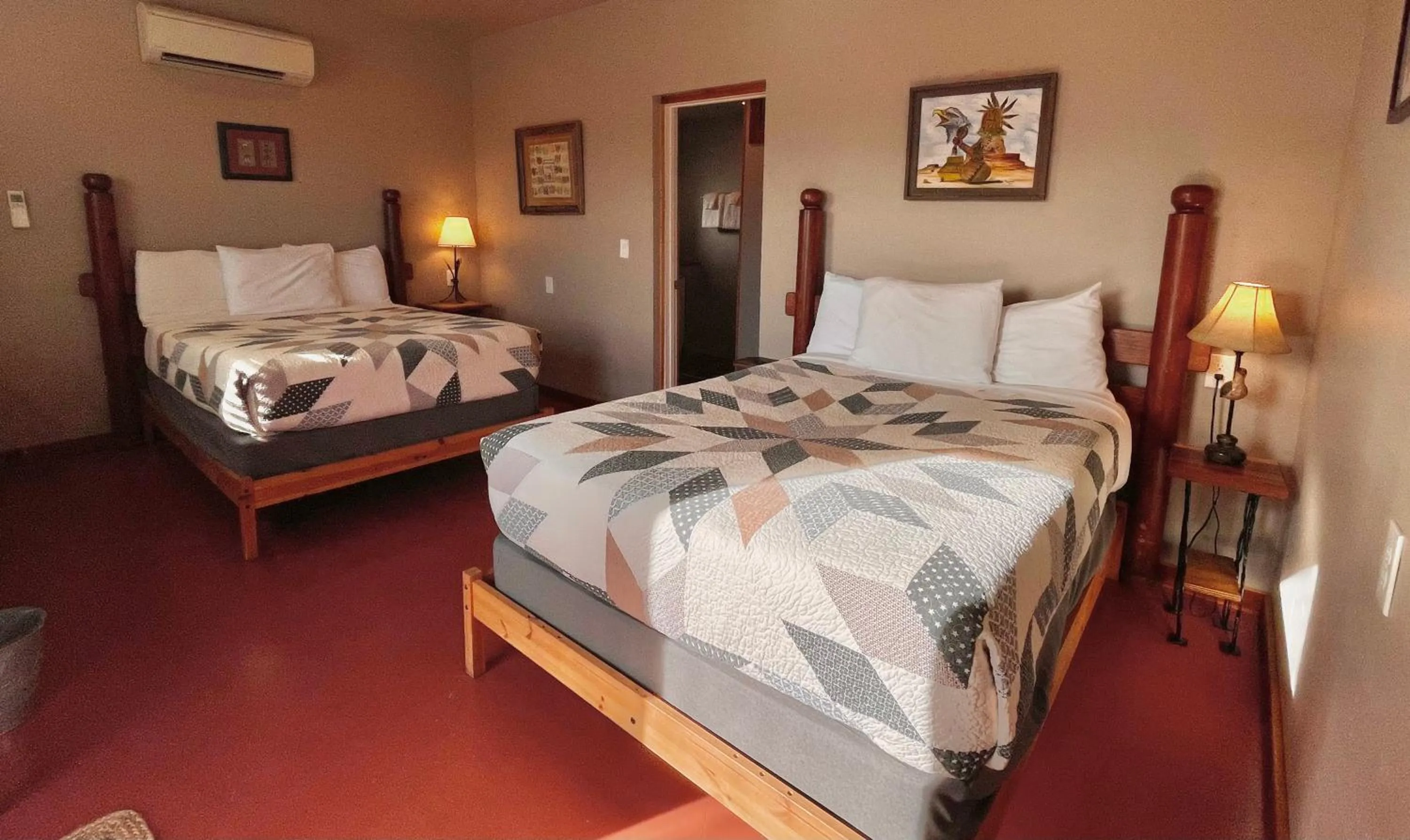 Bed in Lee's Ferry Lodge at Vermilion Cliffs