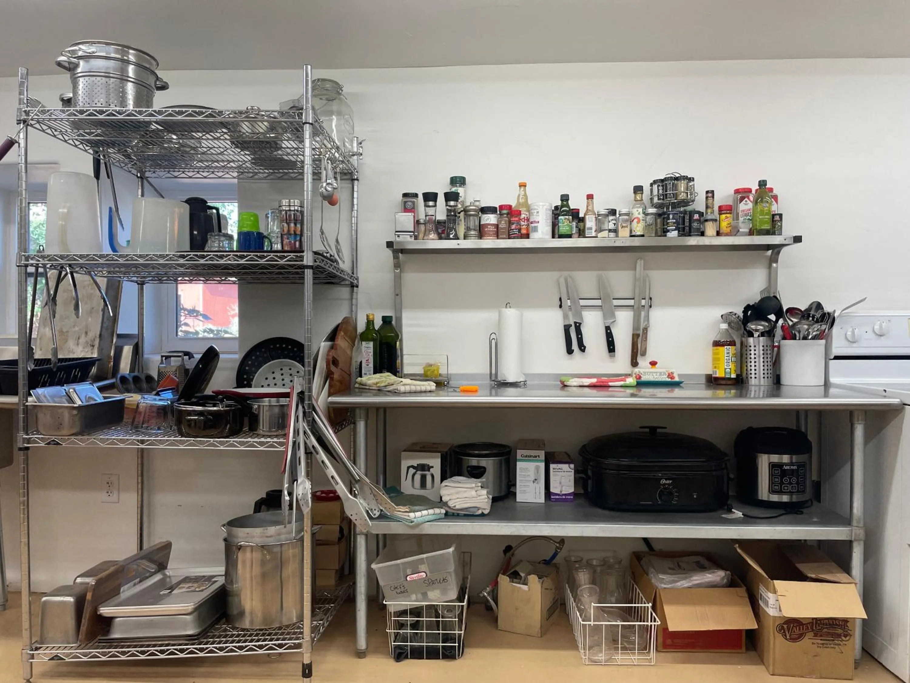 Kitchen or kitchenette in Lee's Ferry Lodge at Vermilion Cliffs