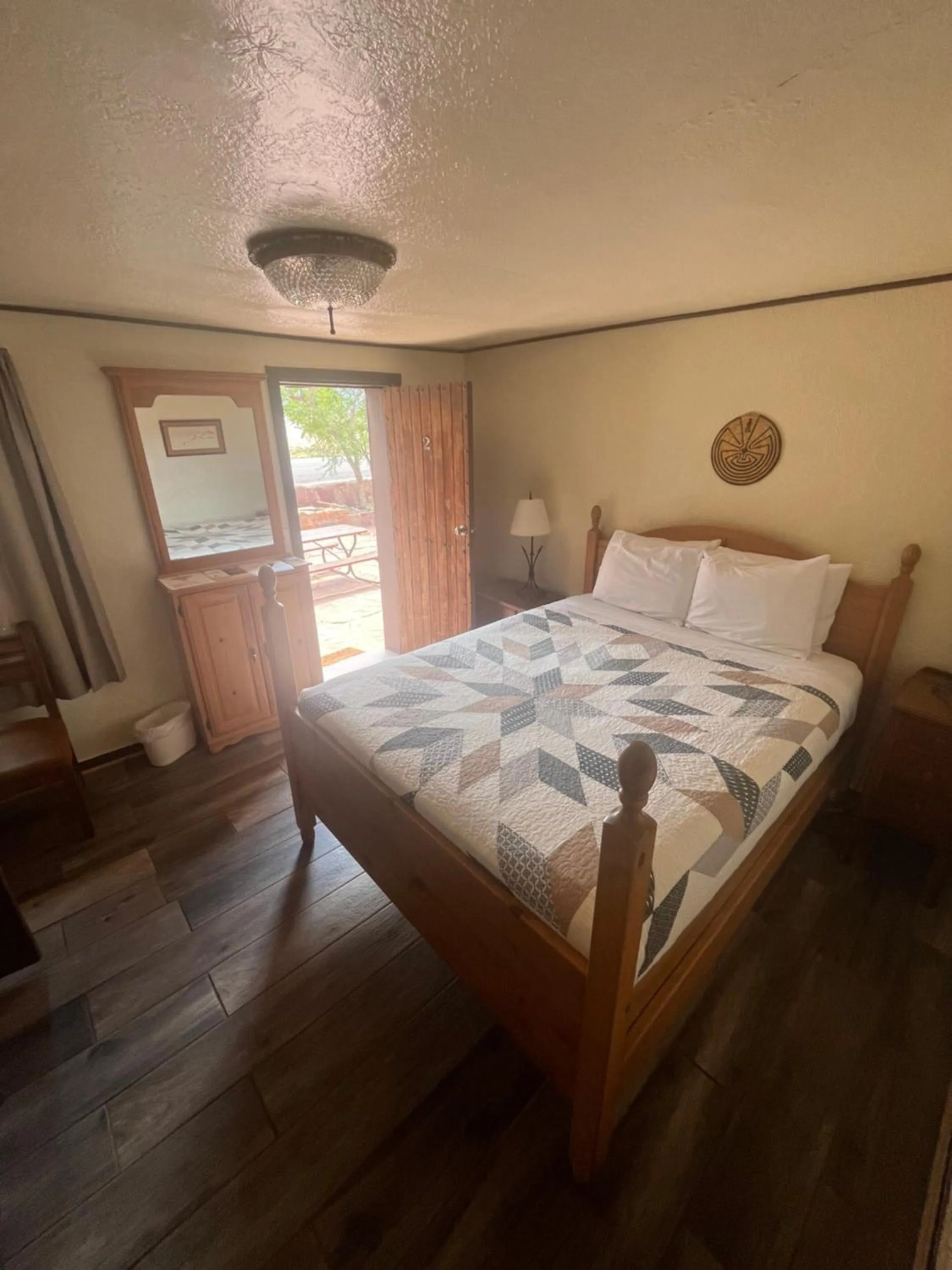 Bed in Lee's Ferry Lodge at Vermilion Cliffs