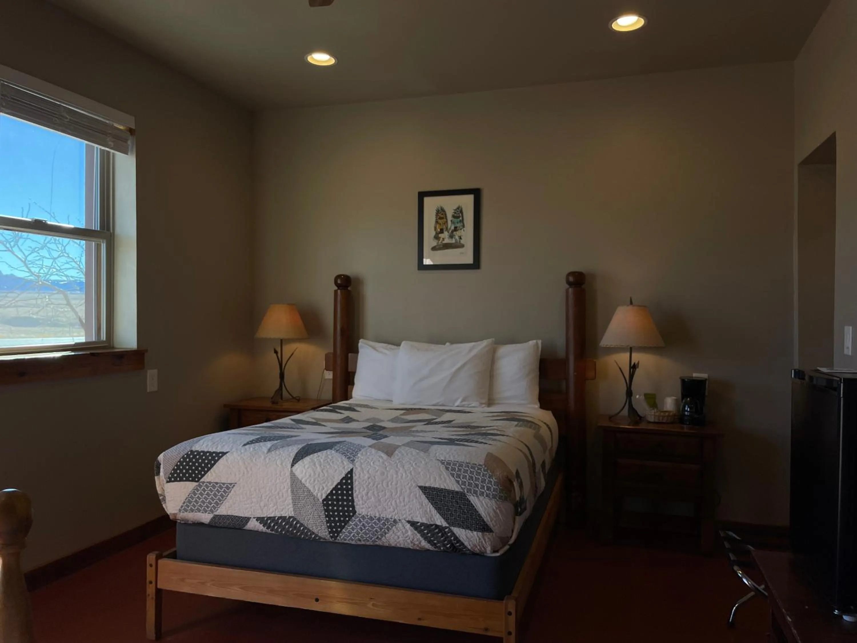 Bed in Lee's Ferry Lodge at Vermilion Cliffs