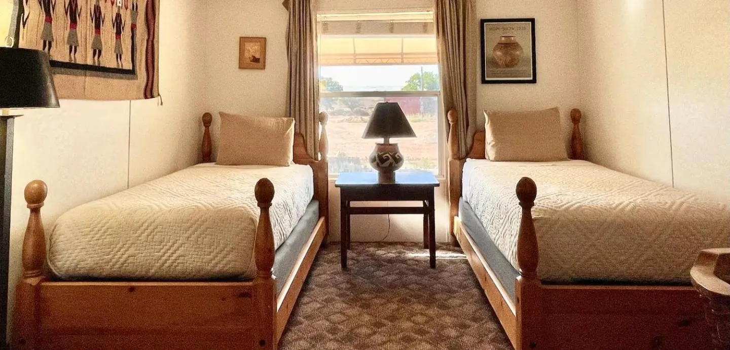 Bed in Lee's Ferry Lodge at Vermilion Cliffs