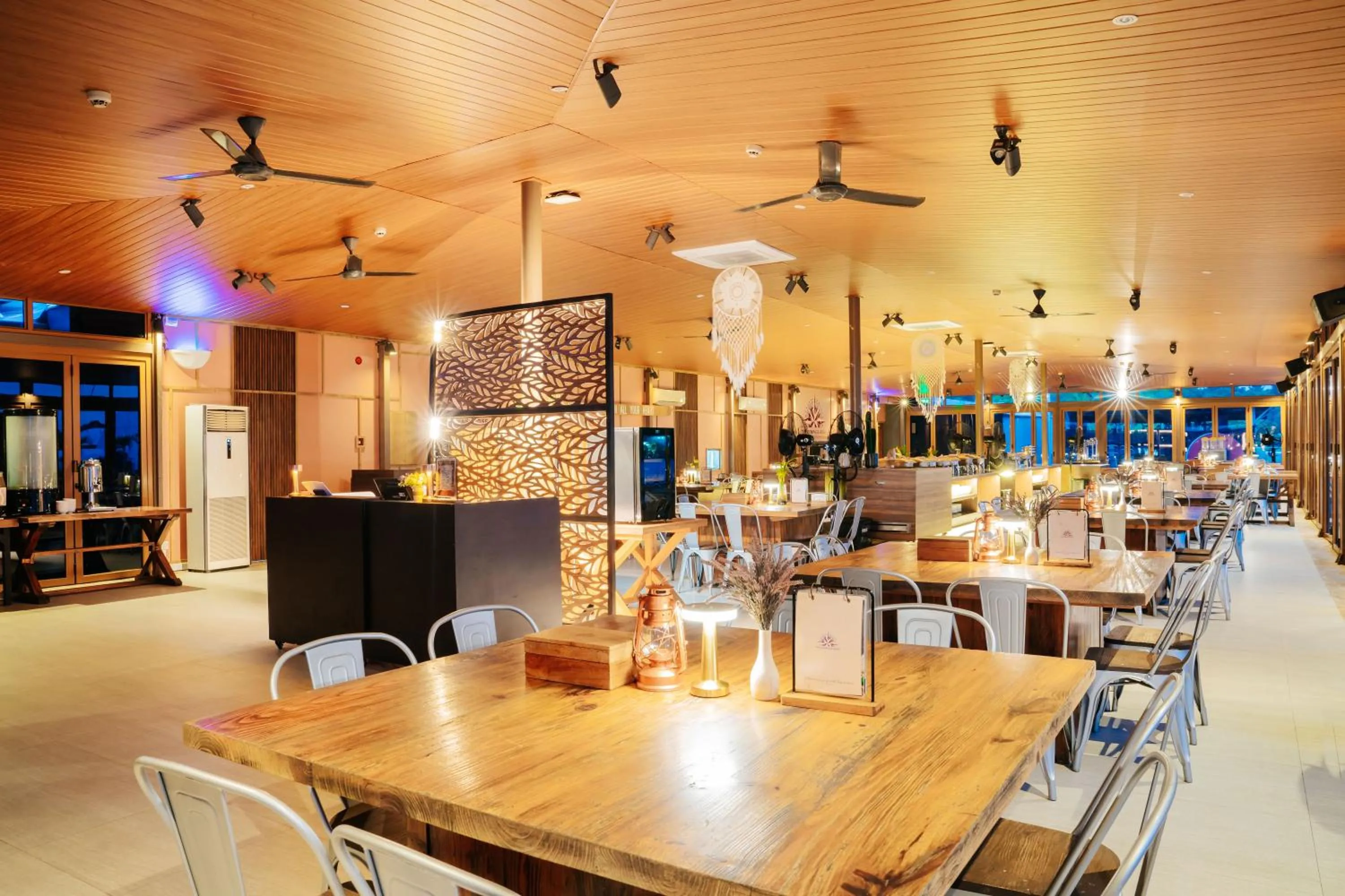 Restaurant/places to eat in The ANMON Resort Bintan