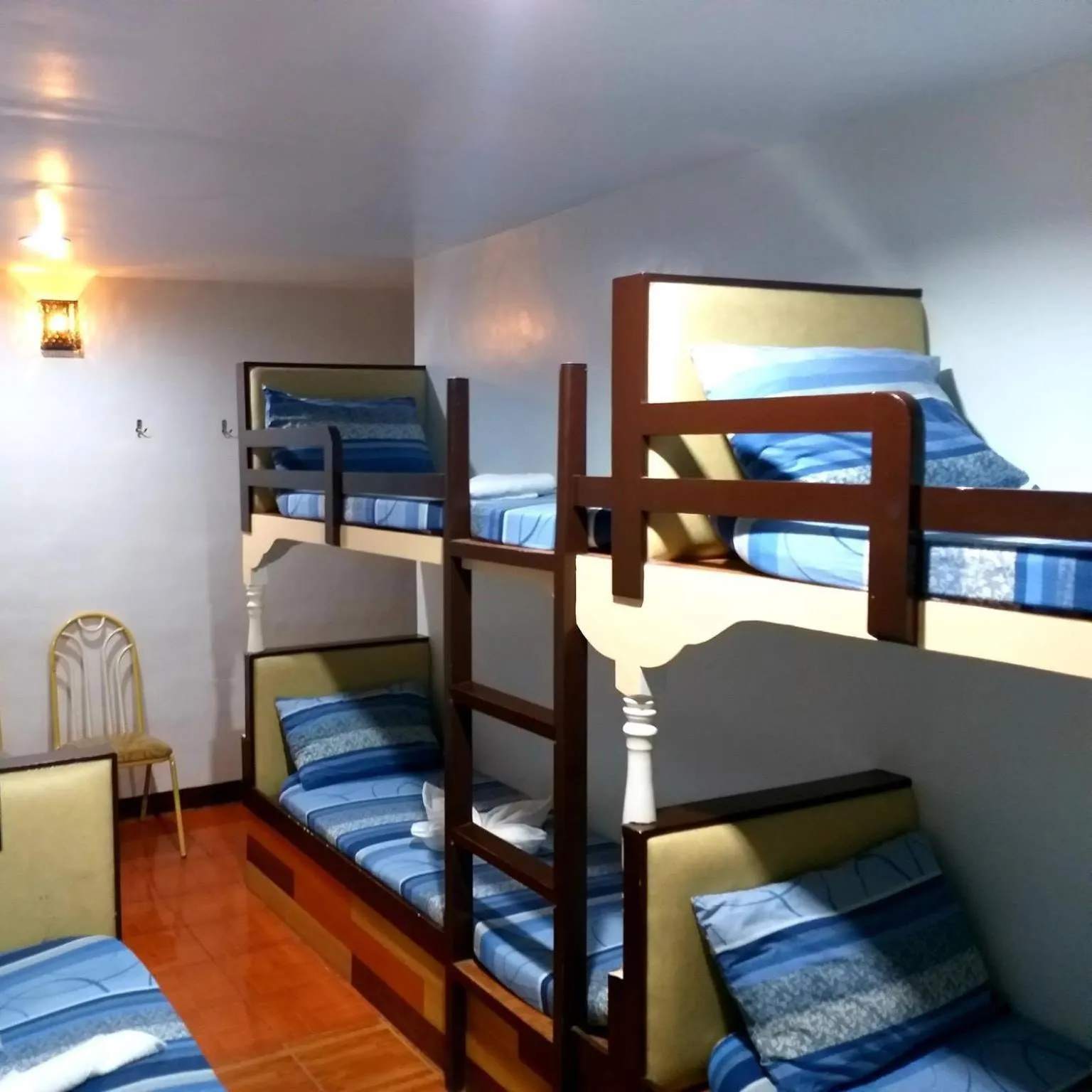 bunk bed in AMBIANZA APARTELLE