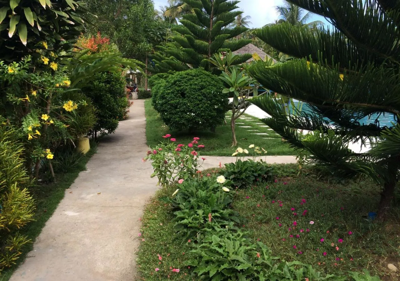 Garden in SweetWater Resort