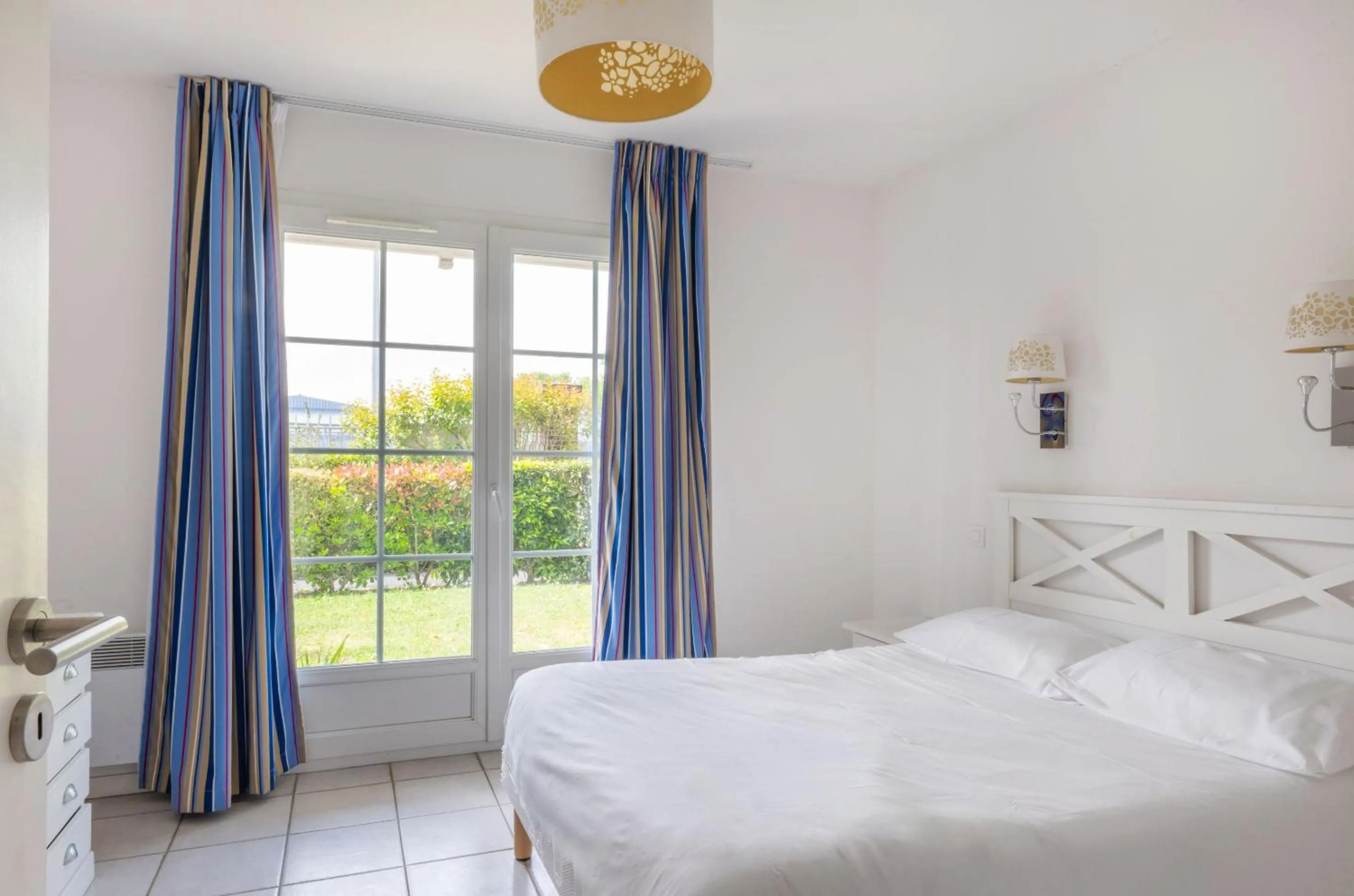 Bed in Résidence Odalys Le Domaine des Dunettes