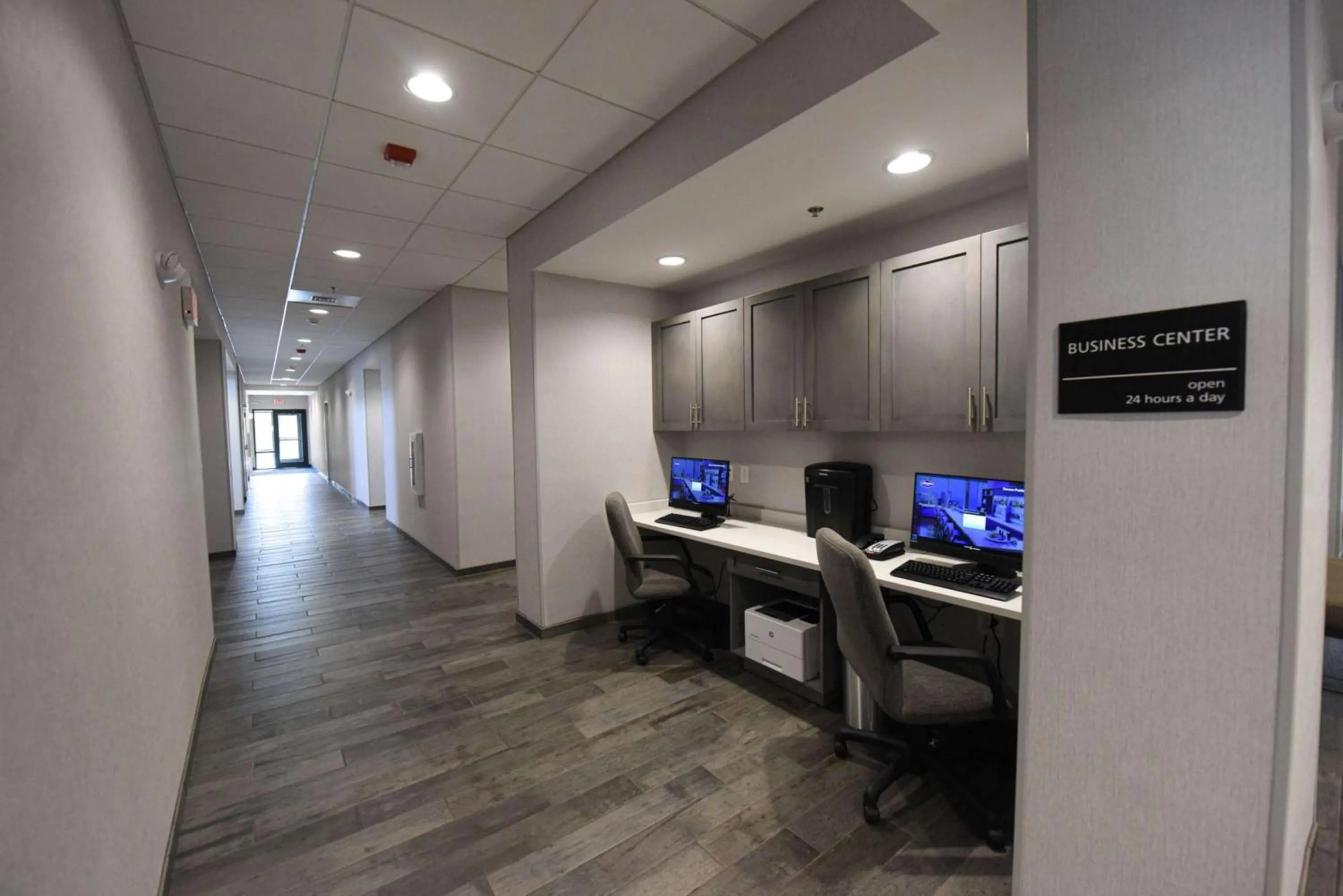 Business facilities in Hampton Inn & Suites Lenoir, NC