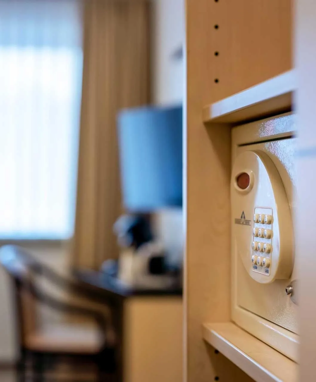 safe in Landgasthof Struckum