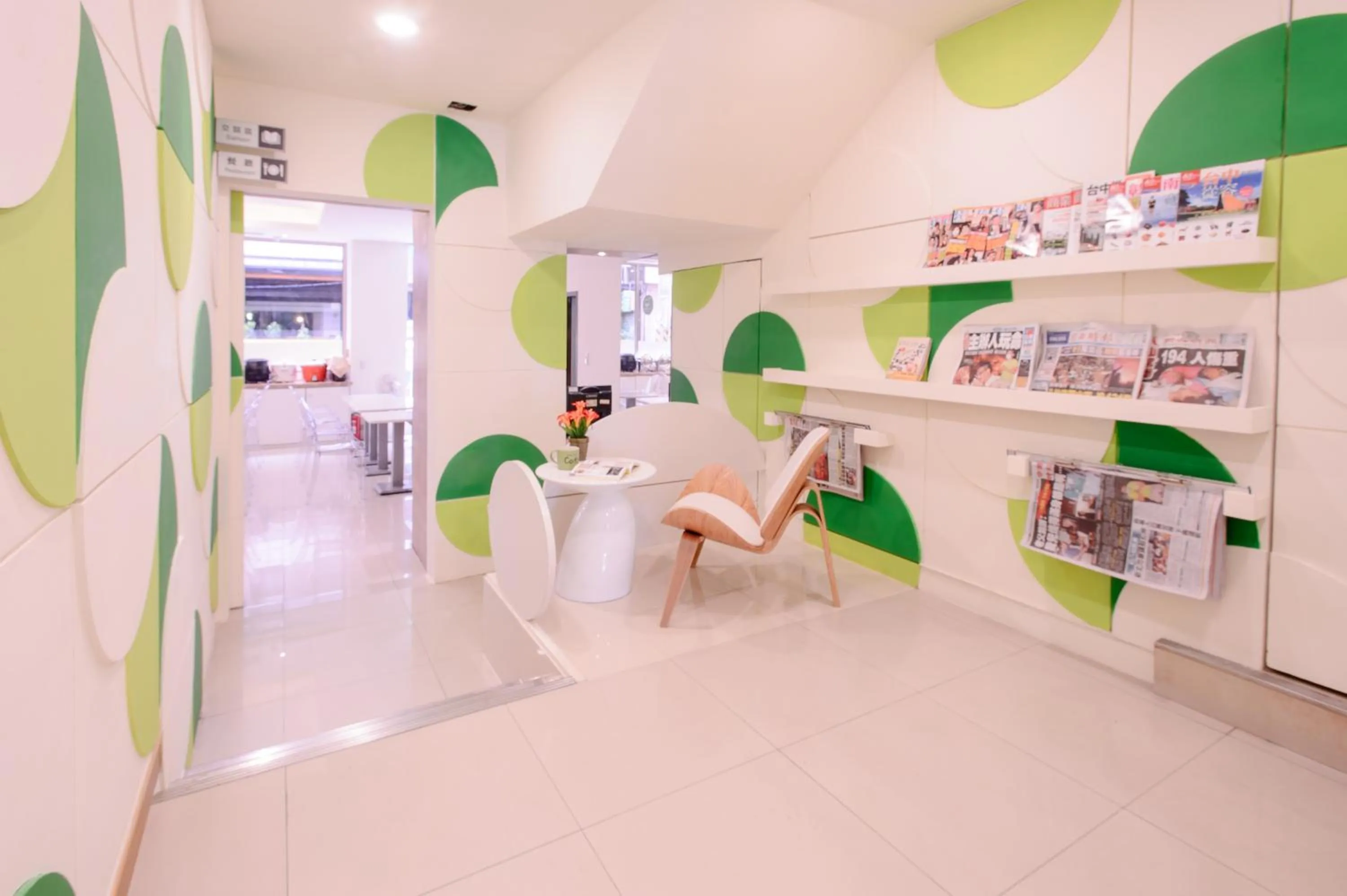 Decorative detail in KIWI-Taichung Station Branch 1