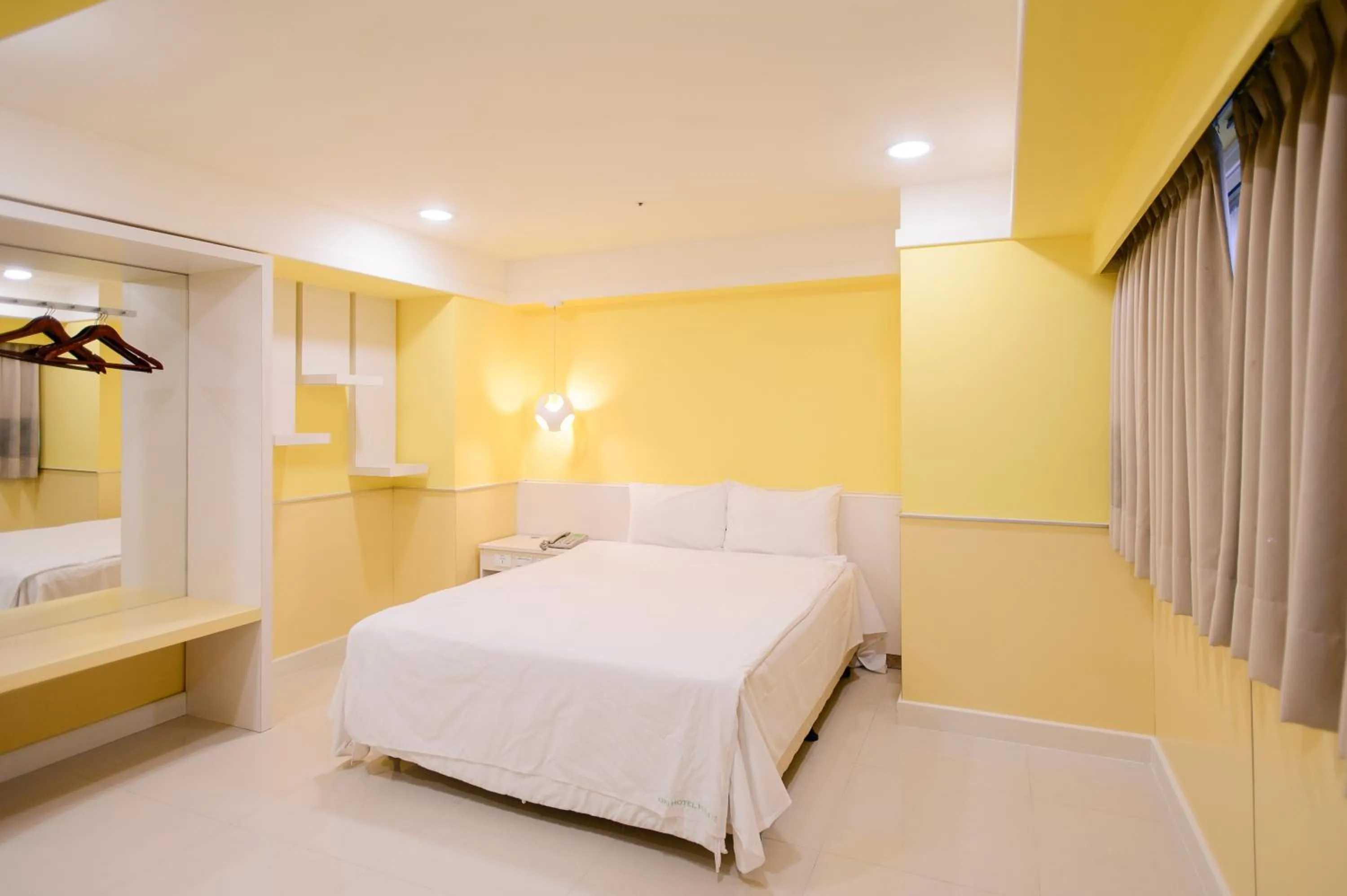 Bed in KIWI-Taichung Station Branch 1