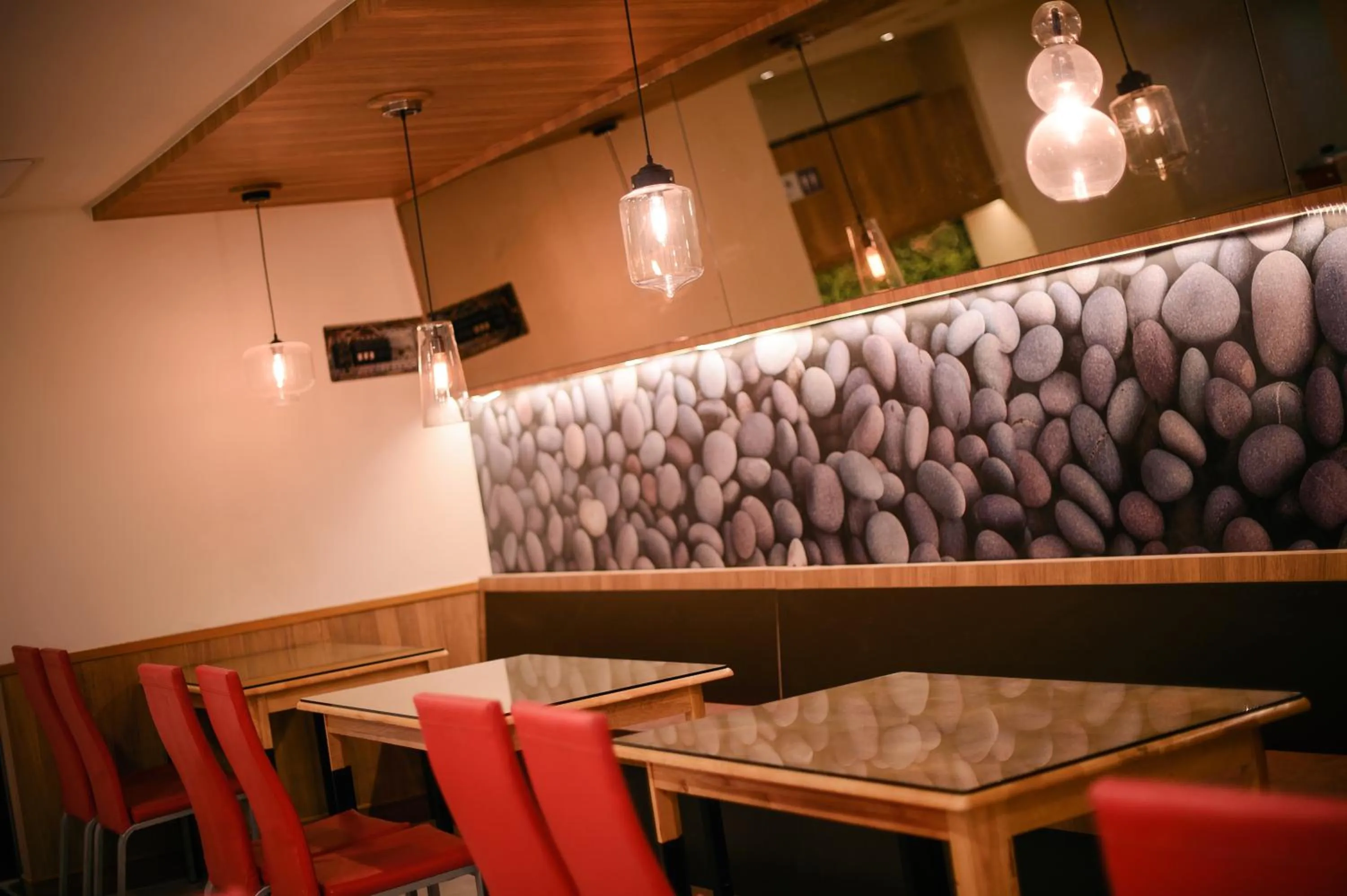 Restaurant/places to eat in KIWI-Taichung Station Branch 1