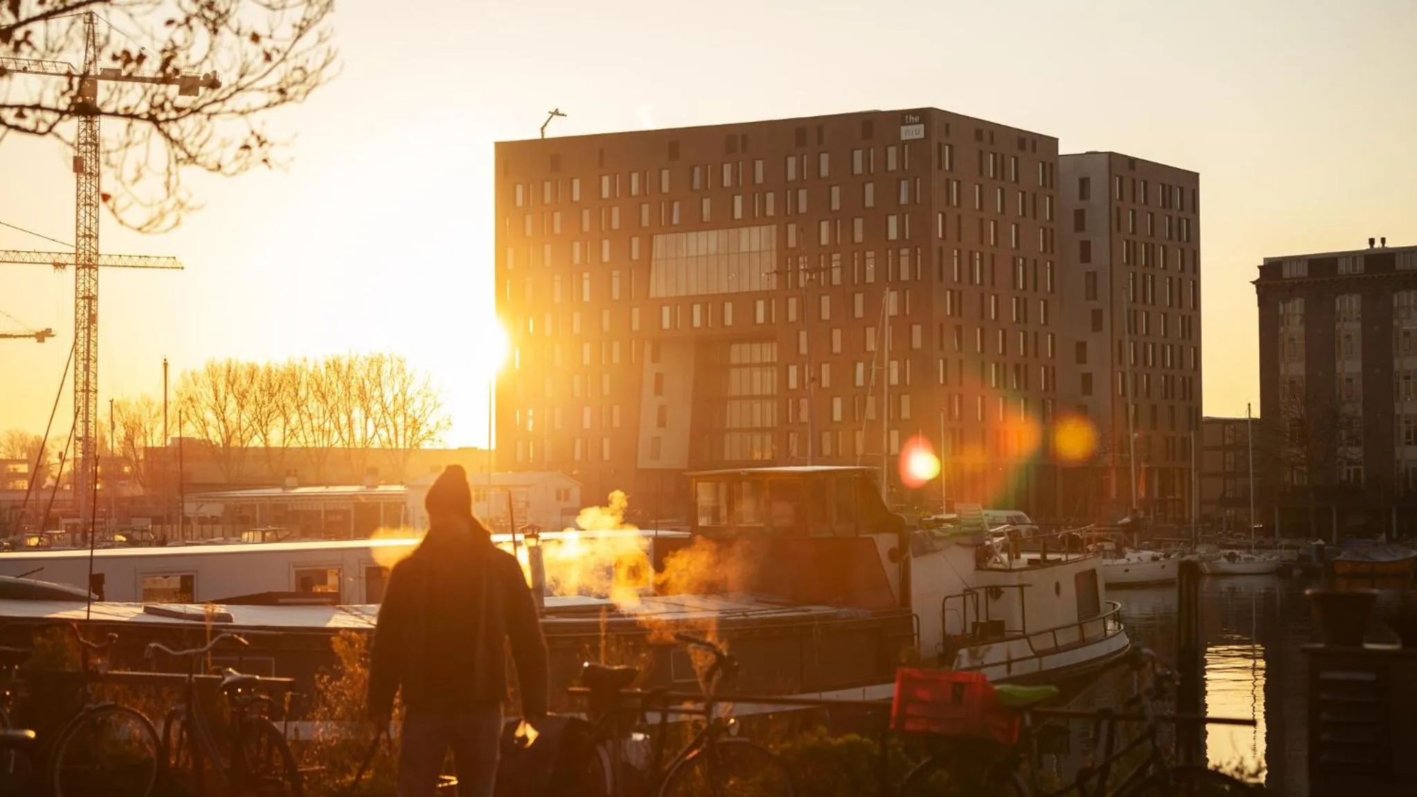 Property building in Holiday Inn - the niu, Fender Amsterdam