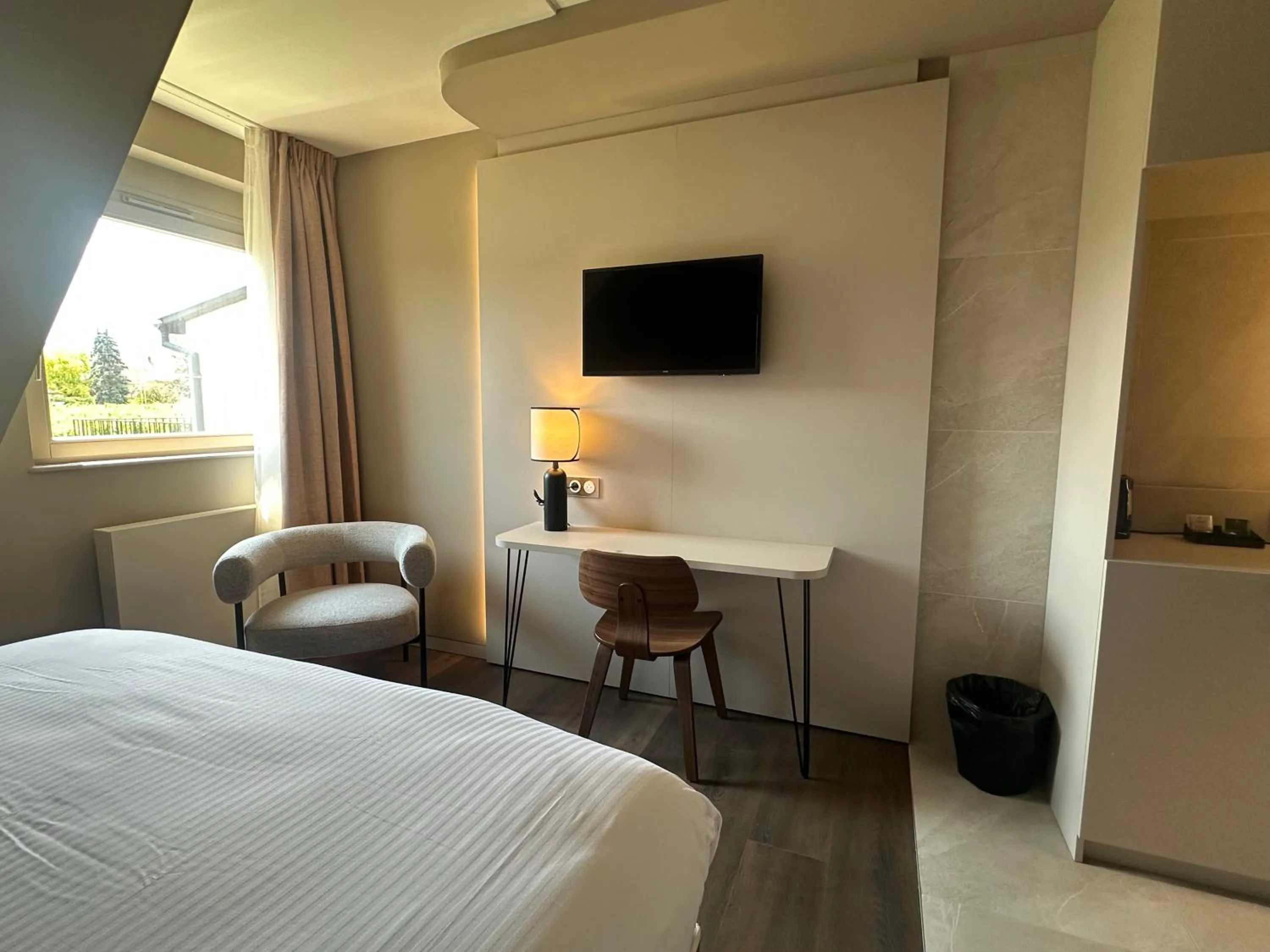 Bed in James Vignoble Hôtel, Eguisheim