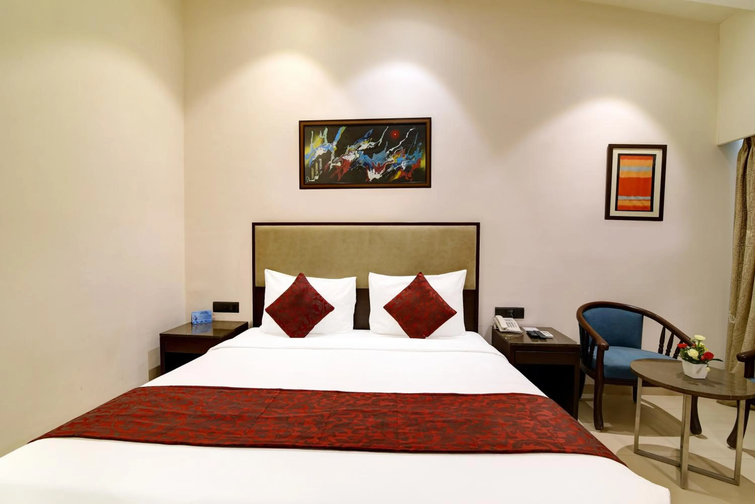 Bed in 7 Apple Resort, Lonavala