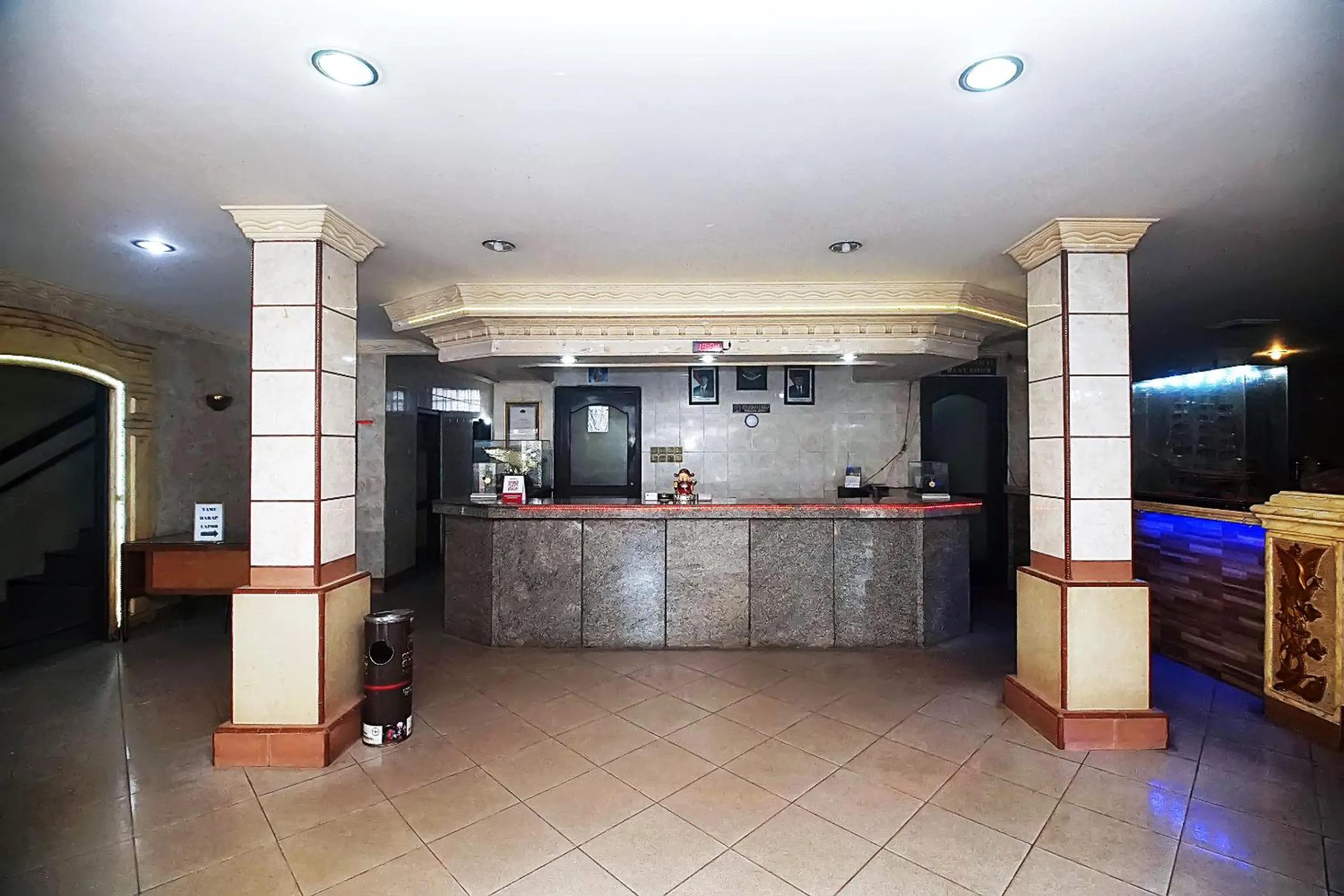 Lobby or reception, Lobby/Reception in OYO 2079 Jambi Raya Hotel