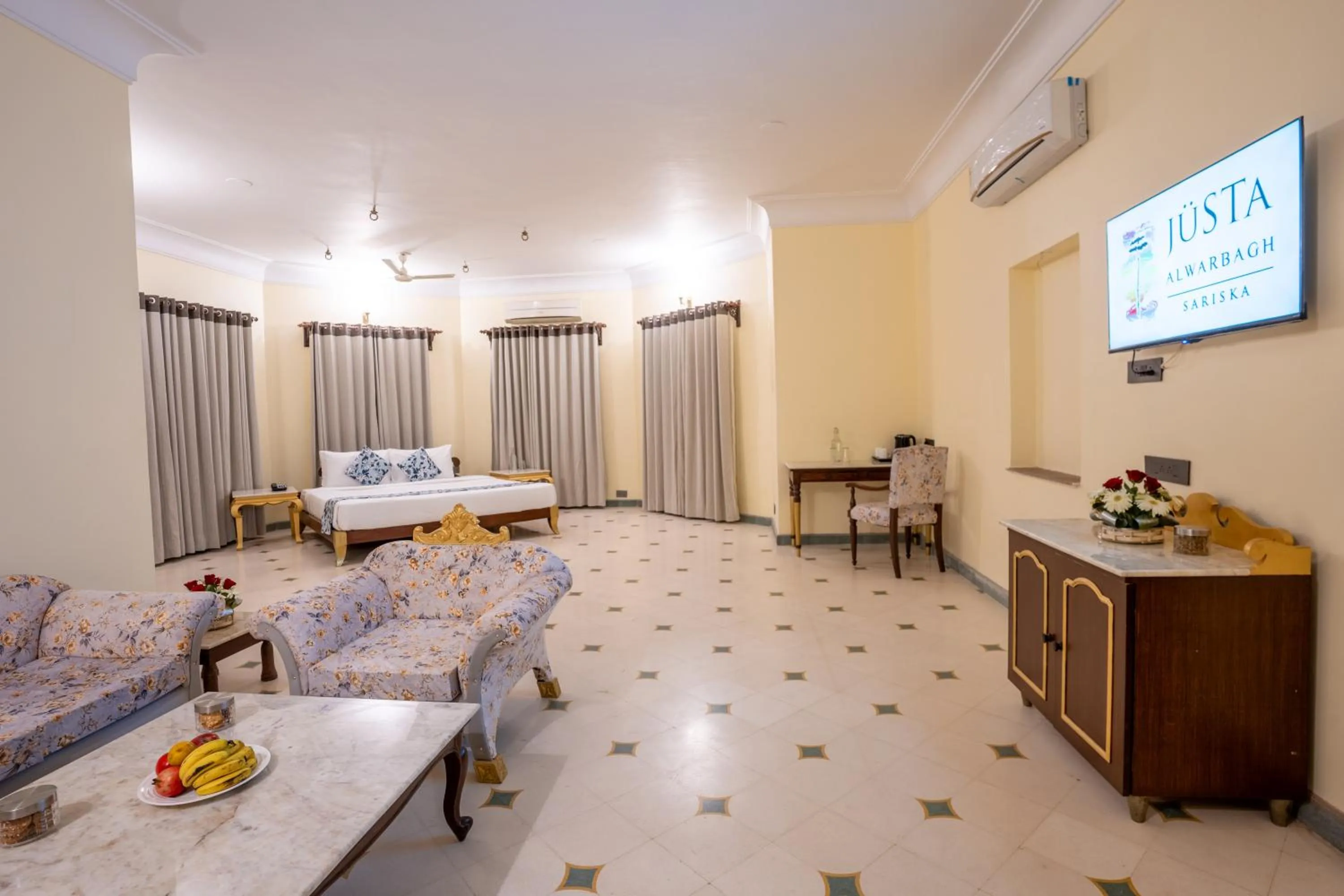 Photo of the whole room, Bed in JuSTa Alwarbagh Sariska