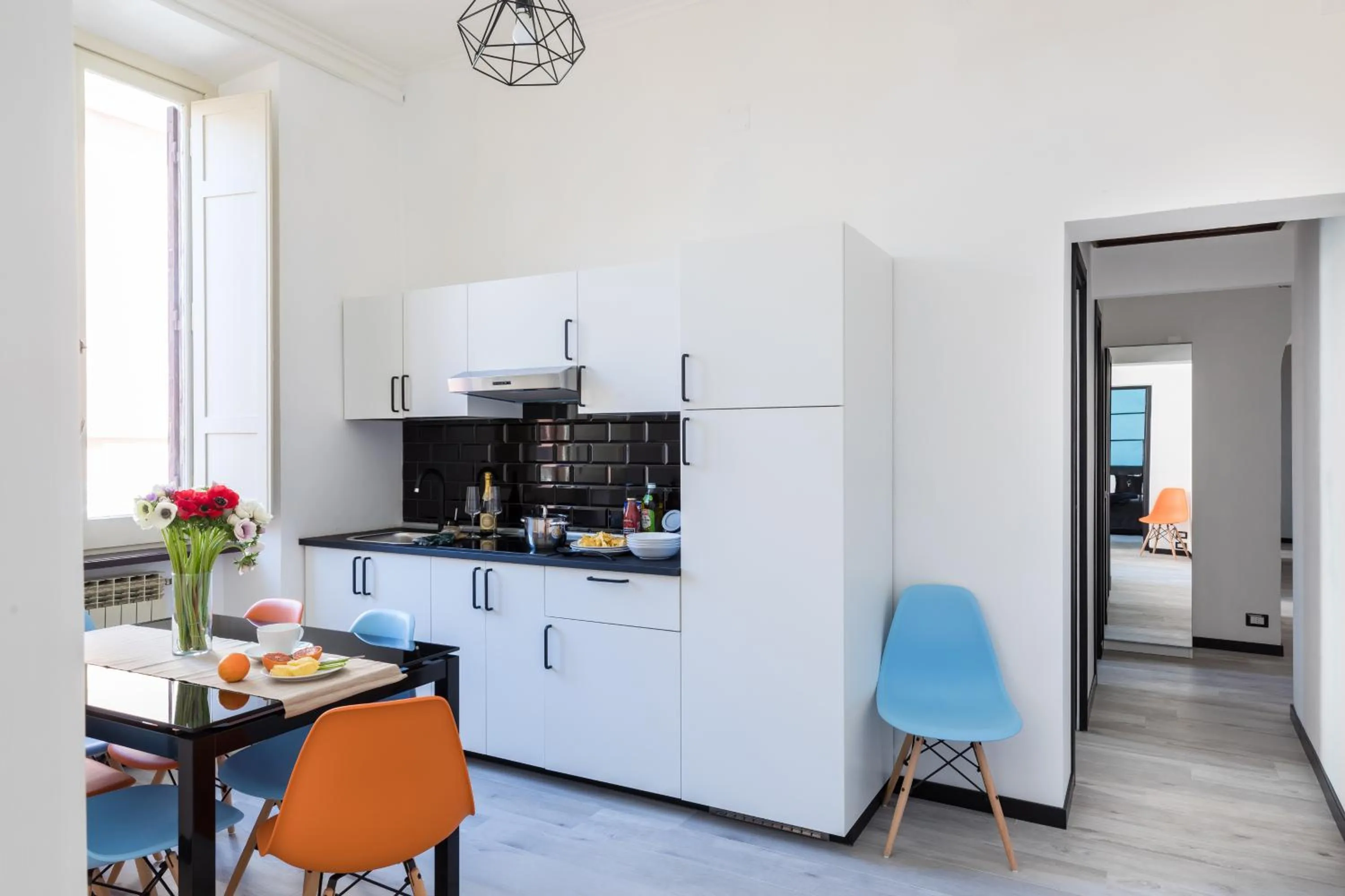 Kitchen or kitchenette in A World Aparts - 32 Modena