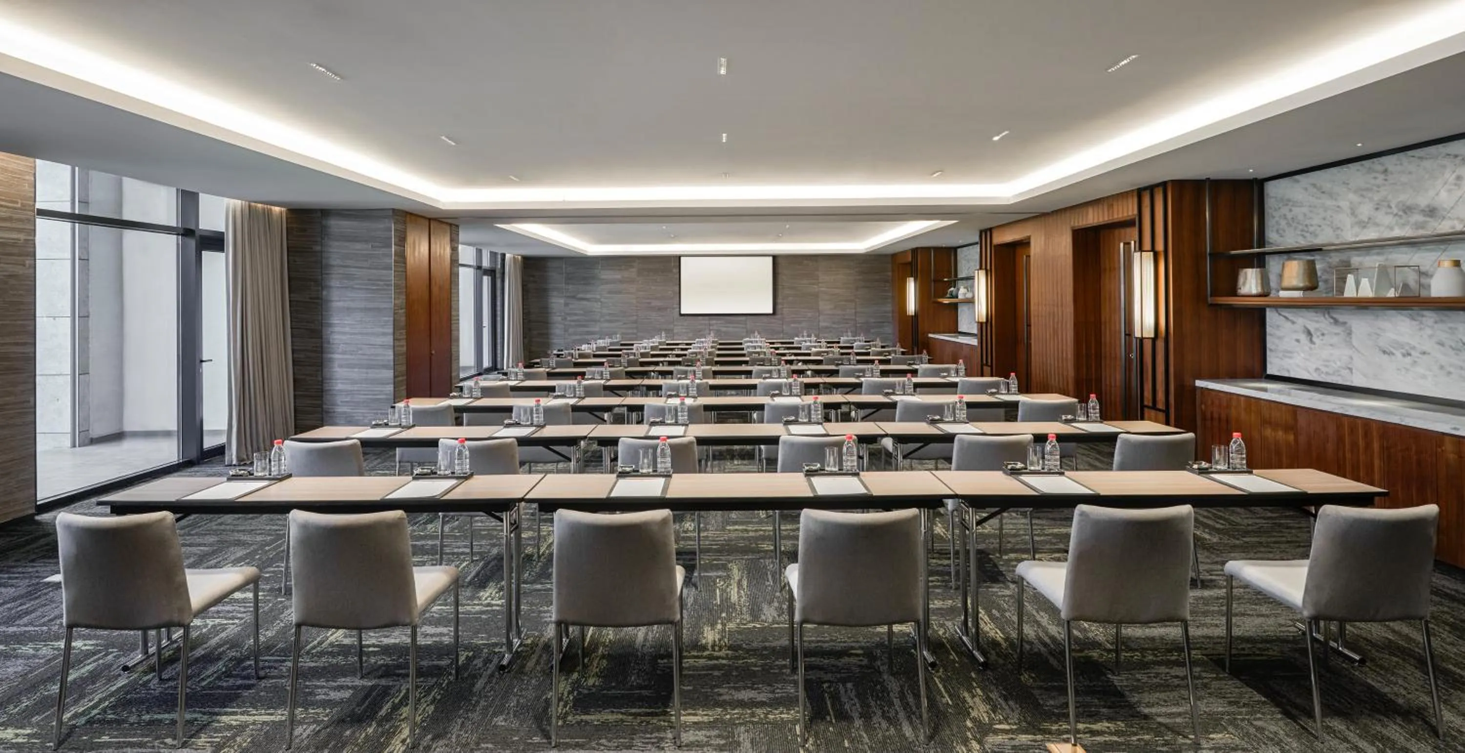 Business facilities in Hyatt Regency Beijing Shiyuan