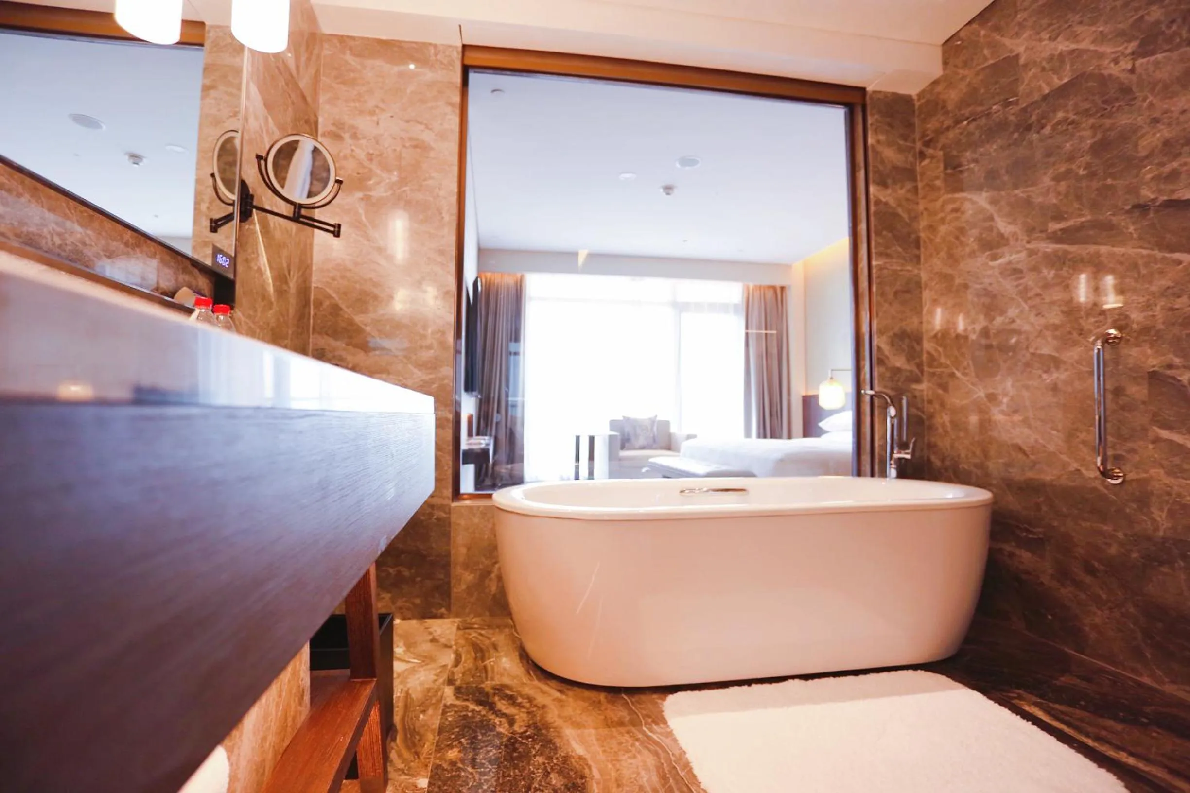 Hot Tub in Hyatt Regency Beijing Shiyuan