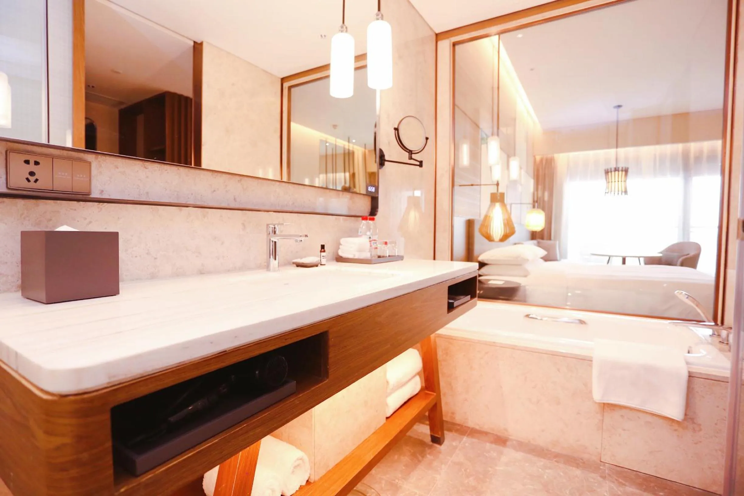 Hot Tub in Hyatt Regency Beijing Shiyuan