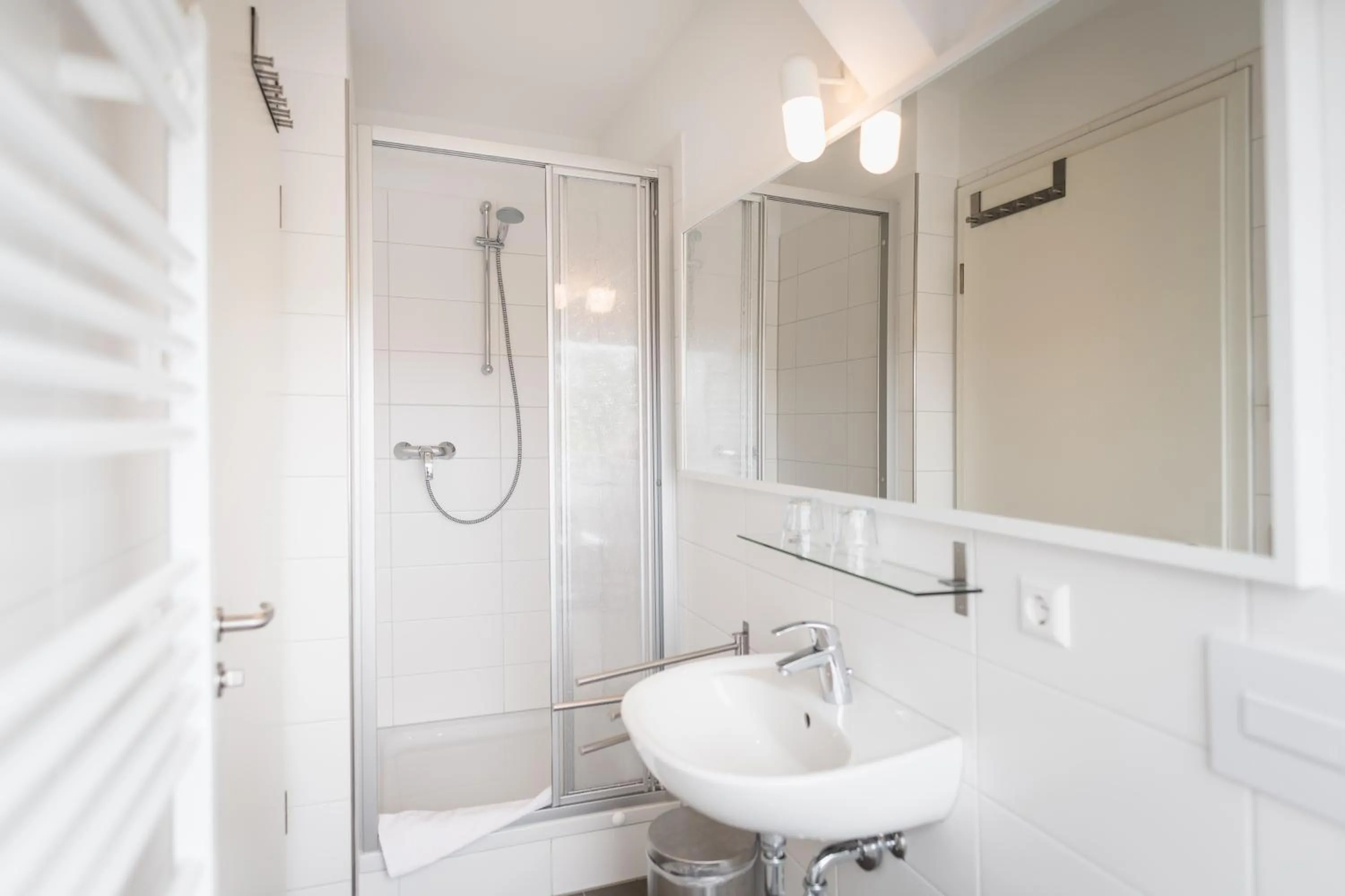 Bathroom in Johanniterhaus Wittenberg