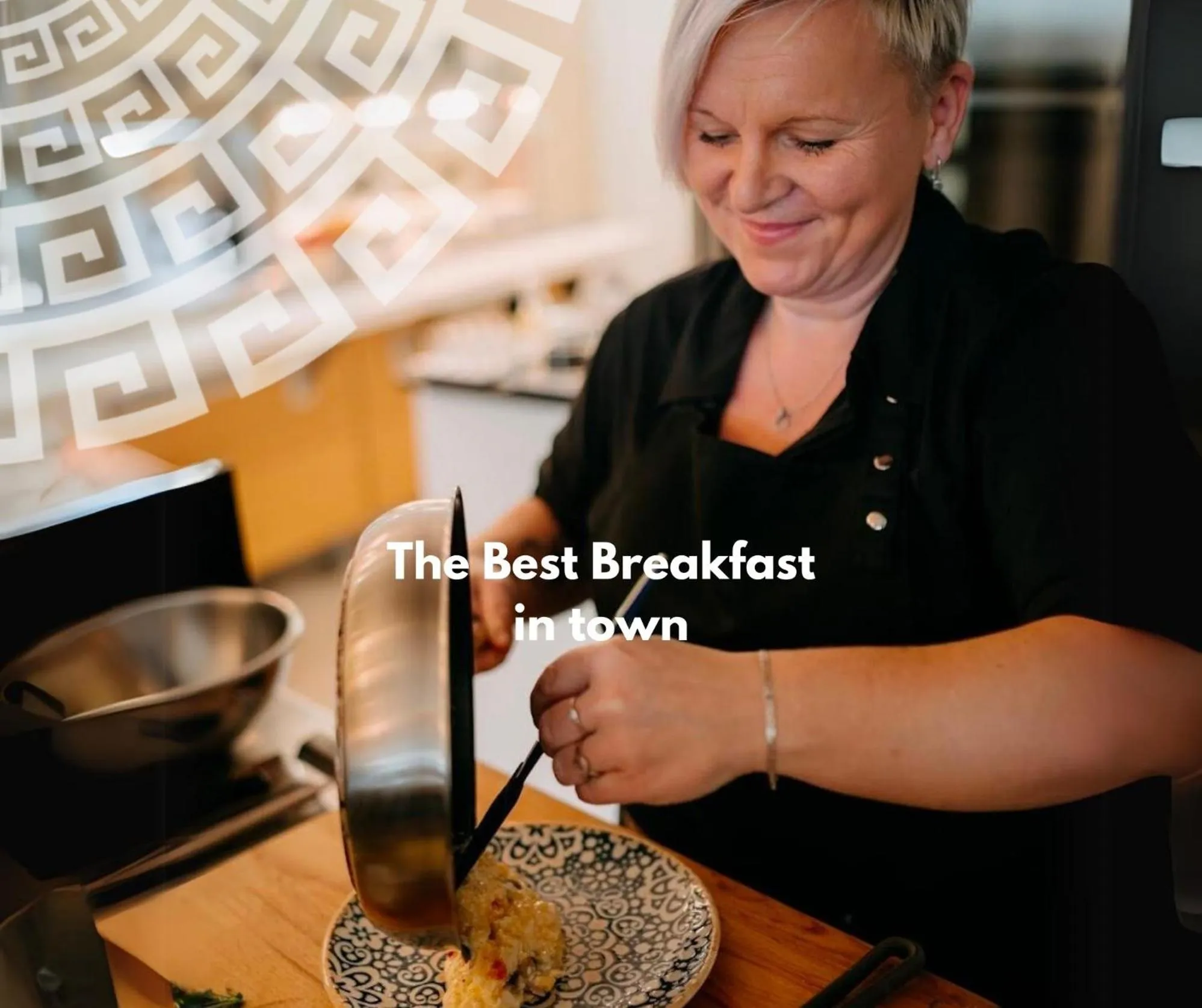 People in Hotel Galatea