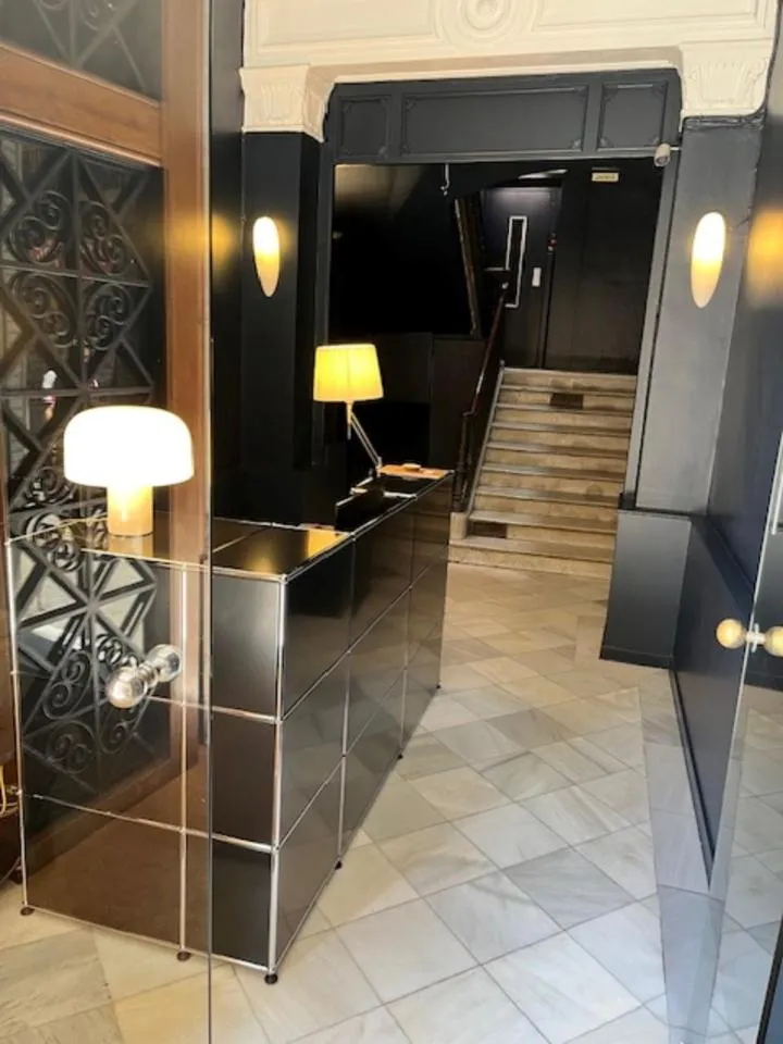 Lobby or reception in Hostal Iznájar Barcelona