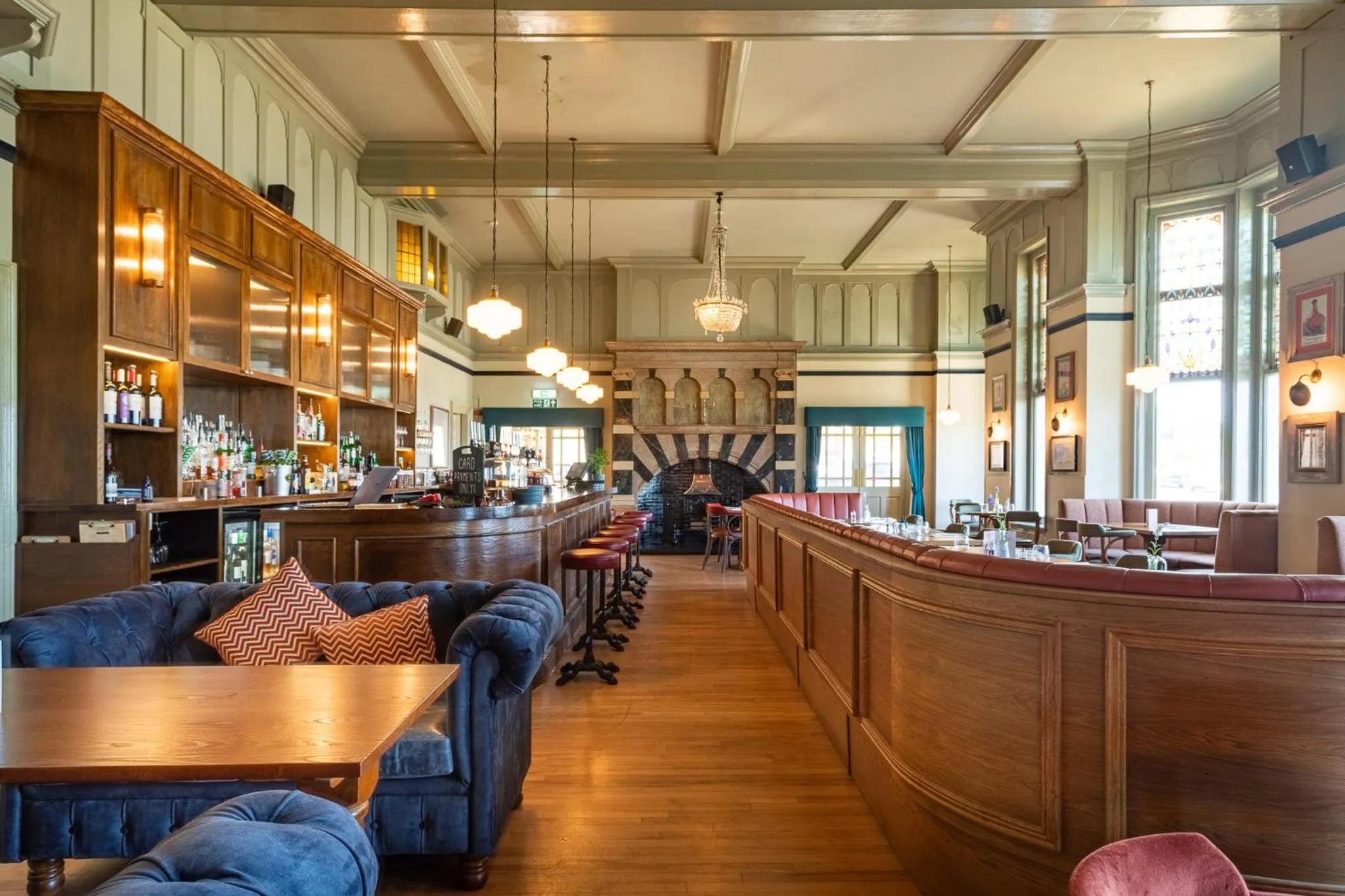 Restaurant/places to eat in Cliftonville Hotel