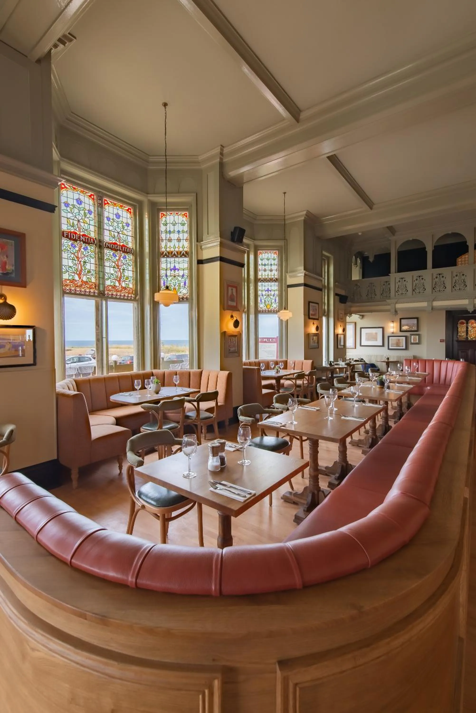 Restaurant/places to eat in Cliftonville Hotel