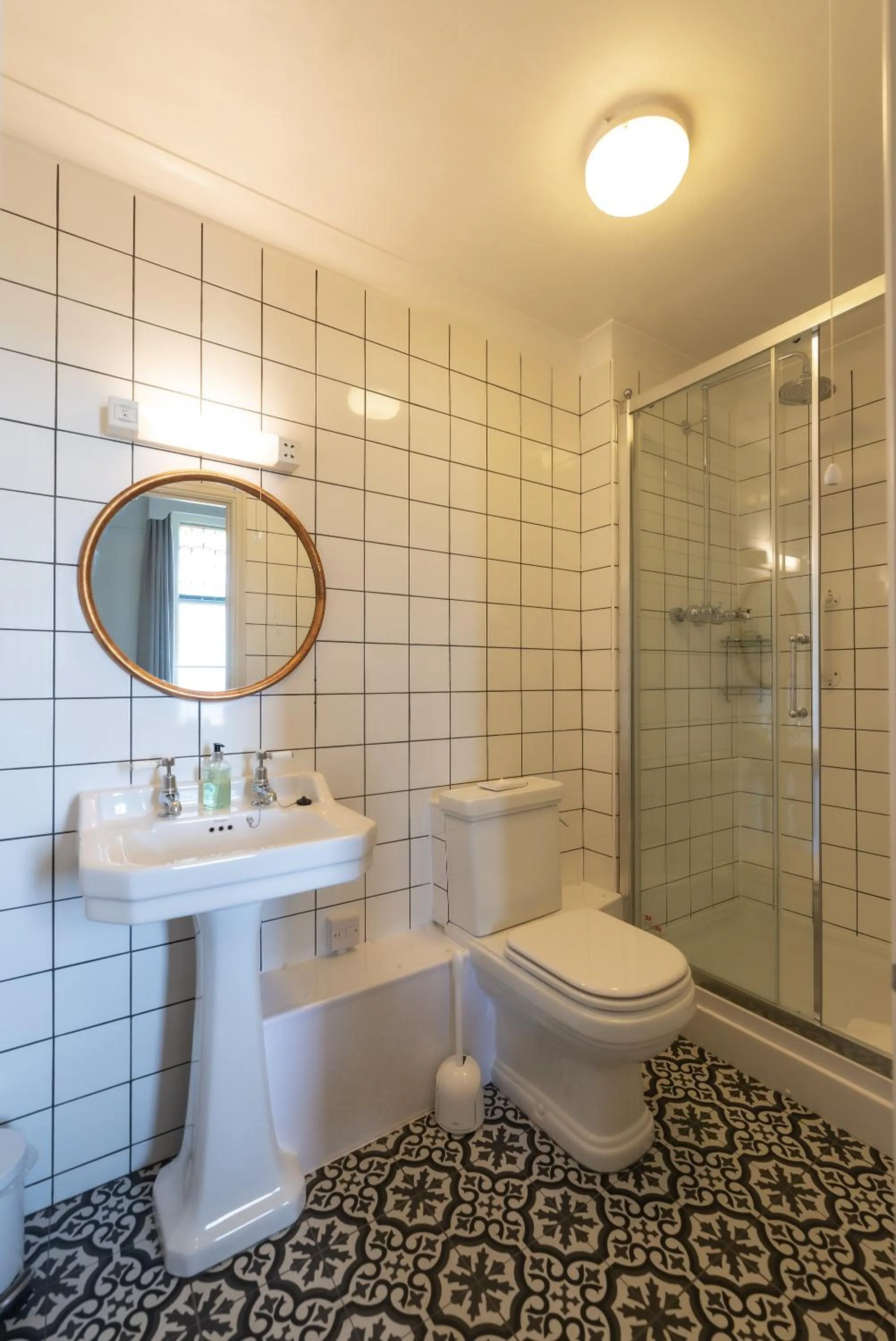 Shower in Cliftonville Hotel