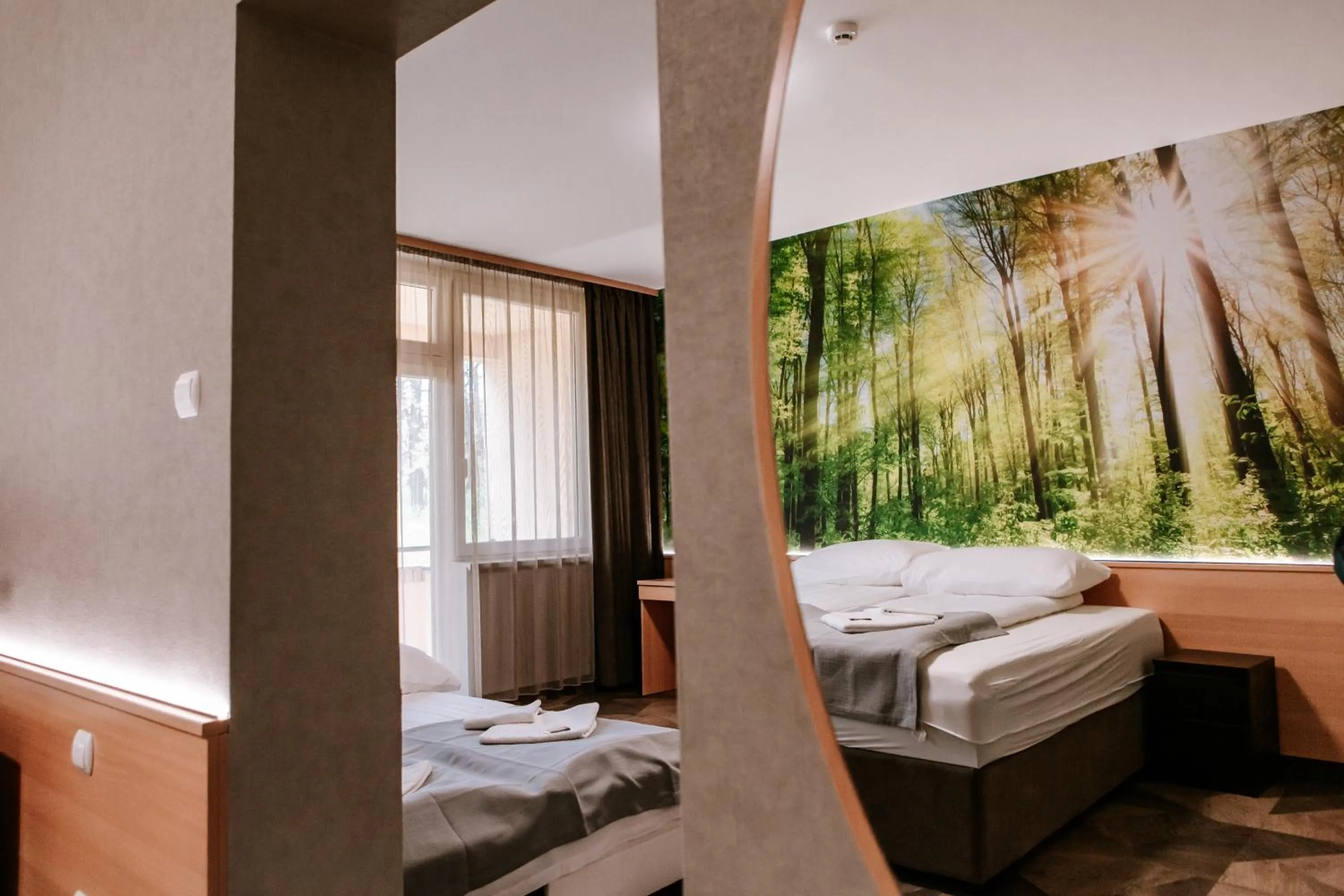 Bedroom, Bed in Park Hotel Sóstó