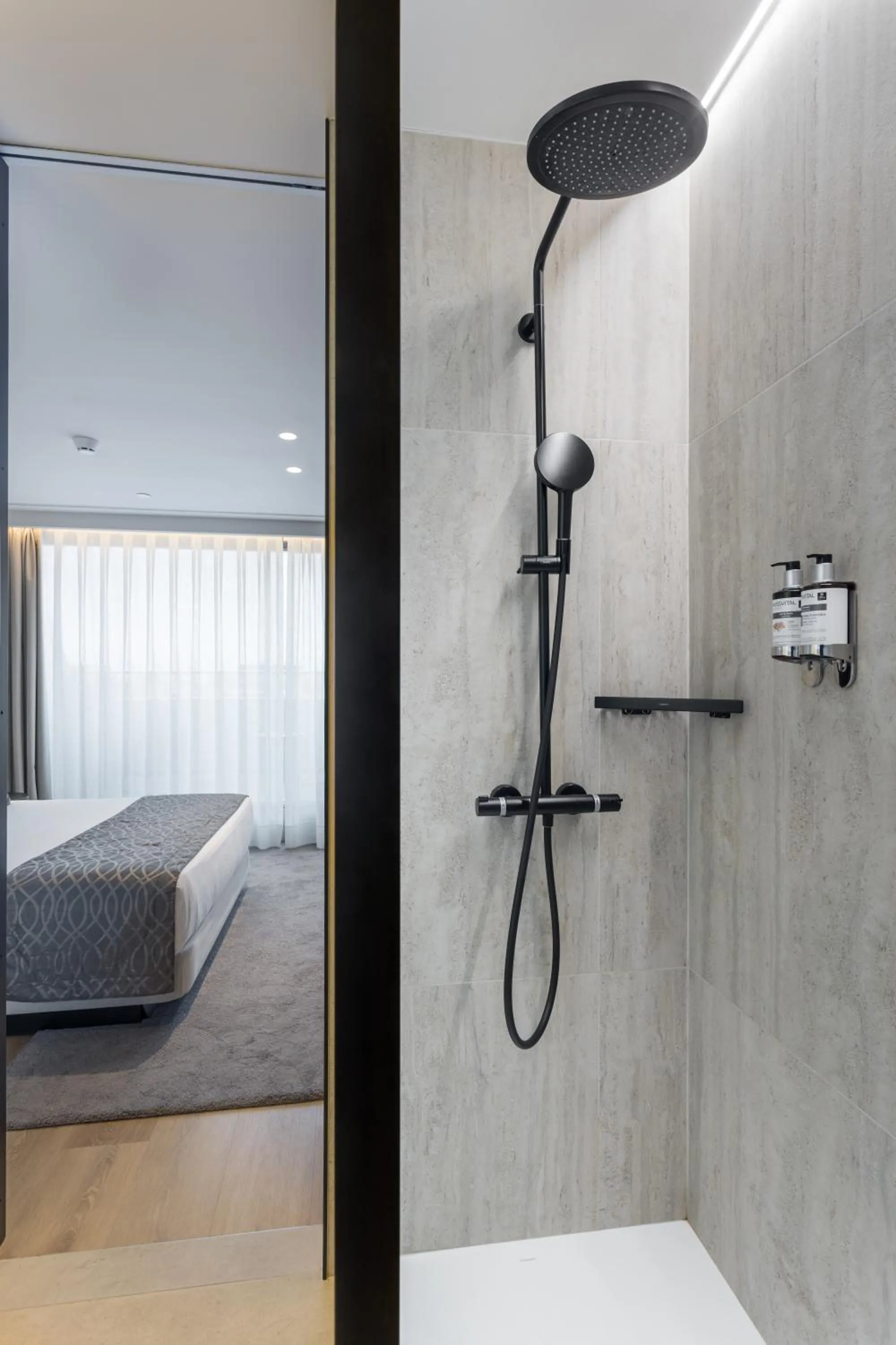 Bed in Hotel Royal Passeig de Gracia