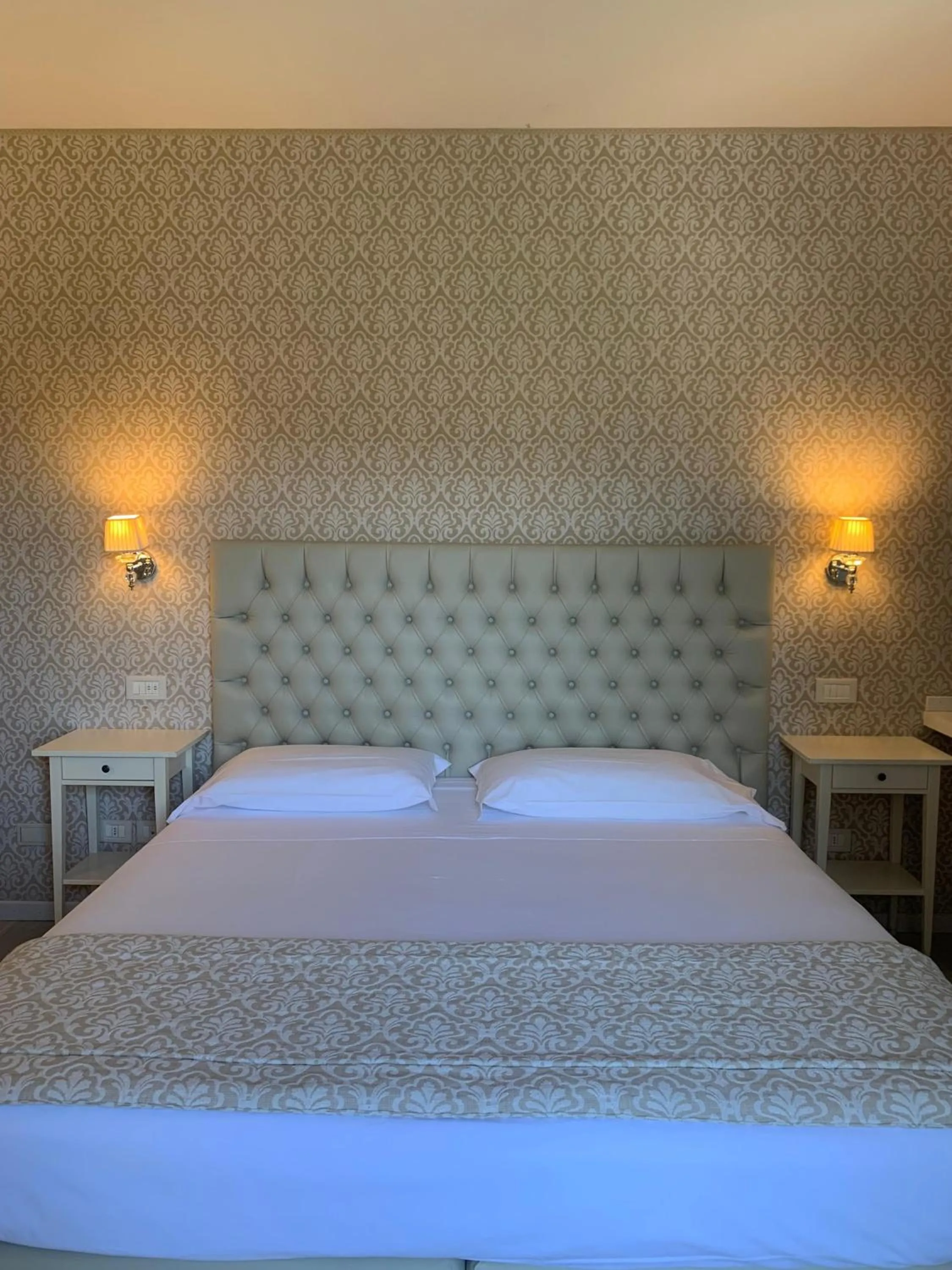 Bedroom, Bed in Nuova Opera Rooms & Apartment