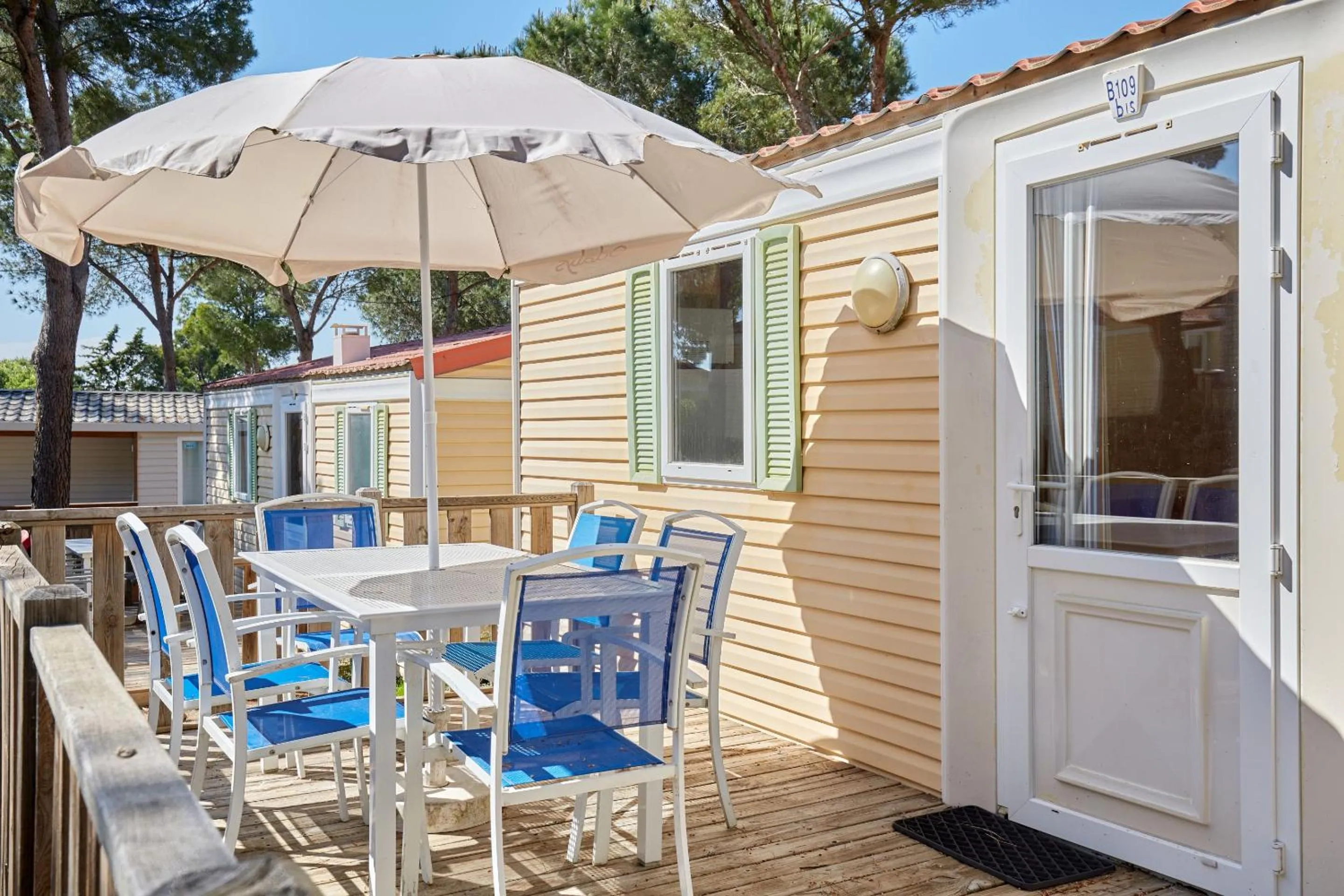 Balcony/Terrace in Domaine Résidentiel de Plein Air Odalys La Pinède