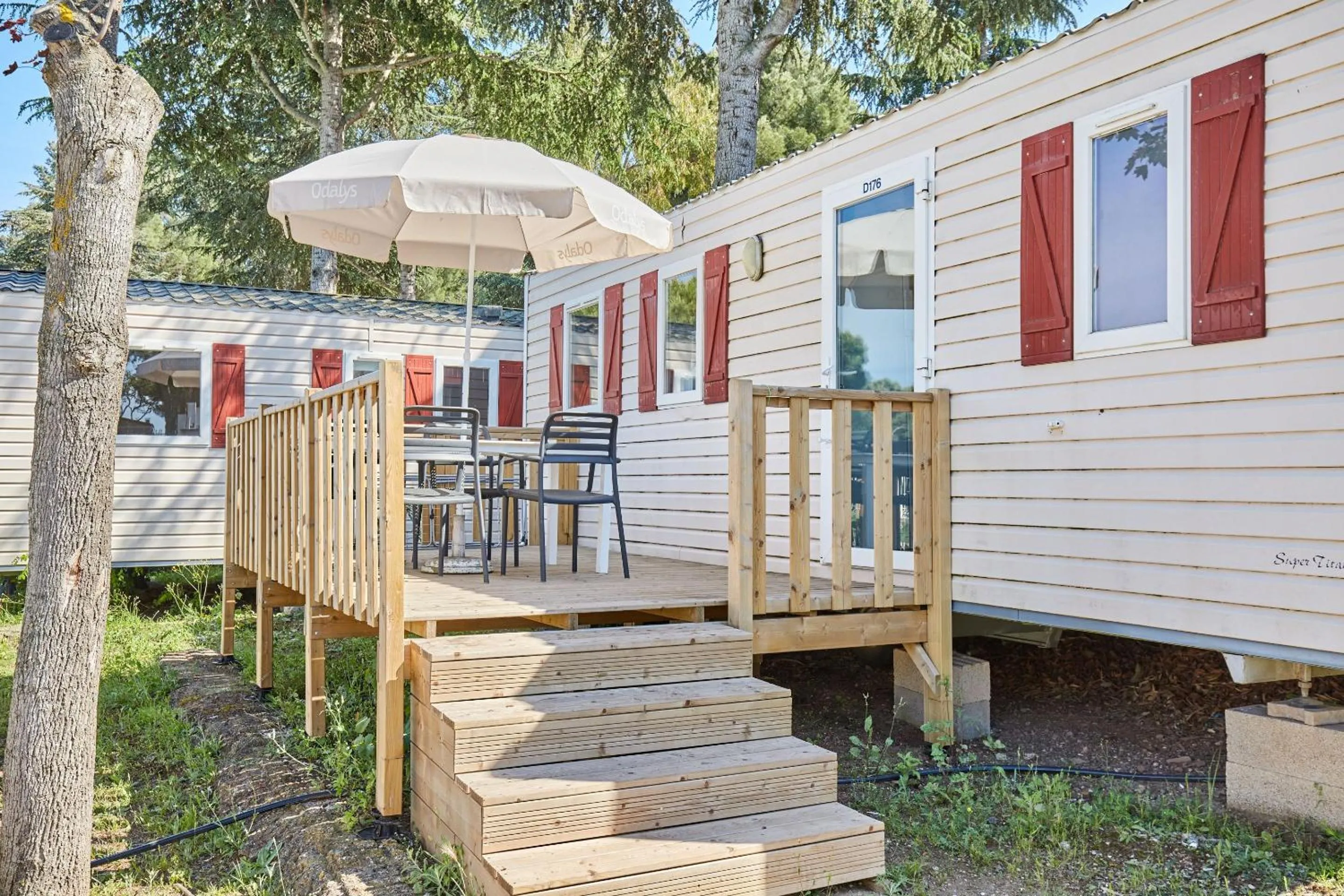 Balcony/Terrace in Domaine Résidentiel de Plein Air Odalys La Pinède
