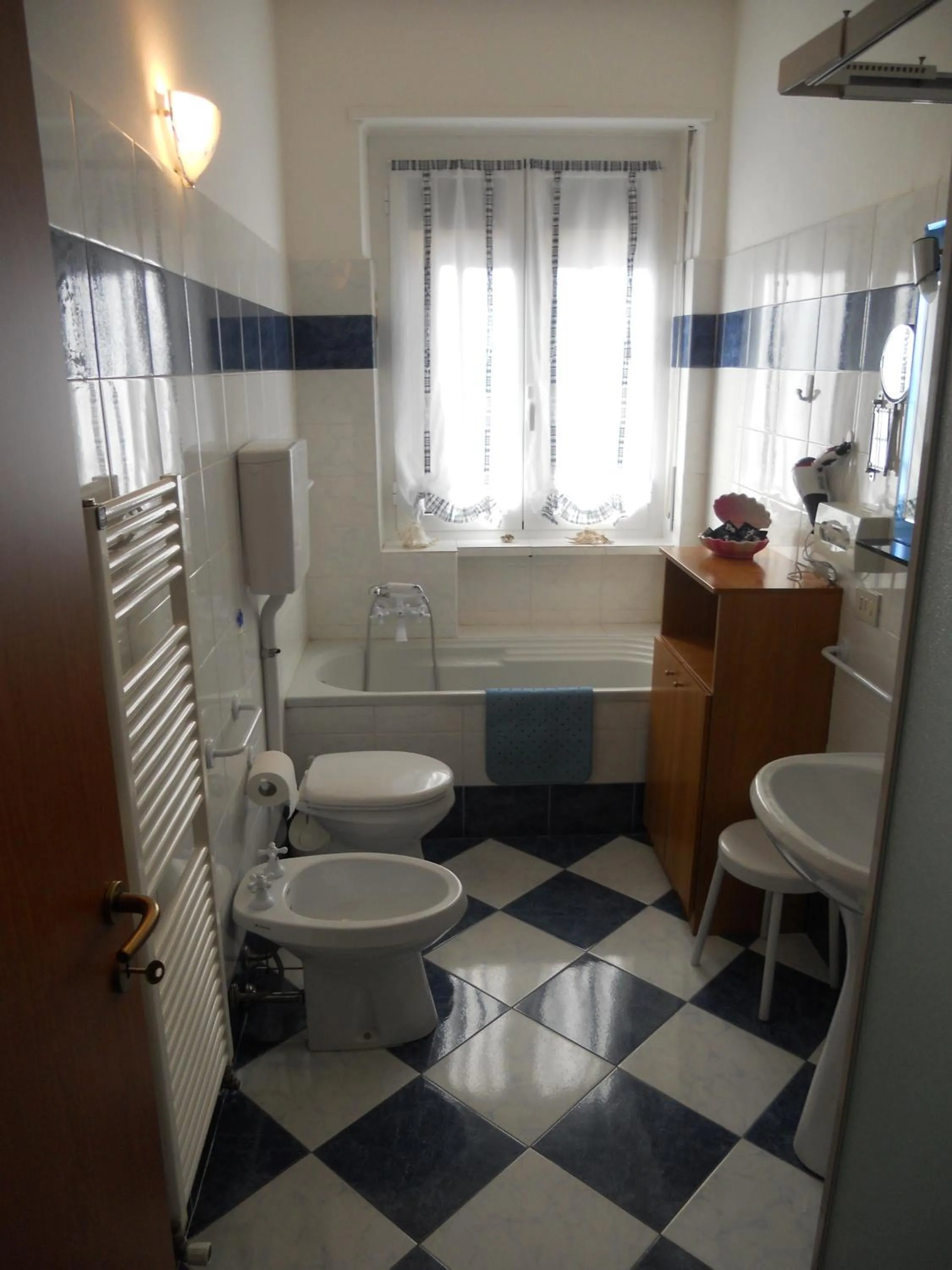 Toilet in B&B Home Sweet Home