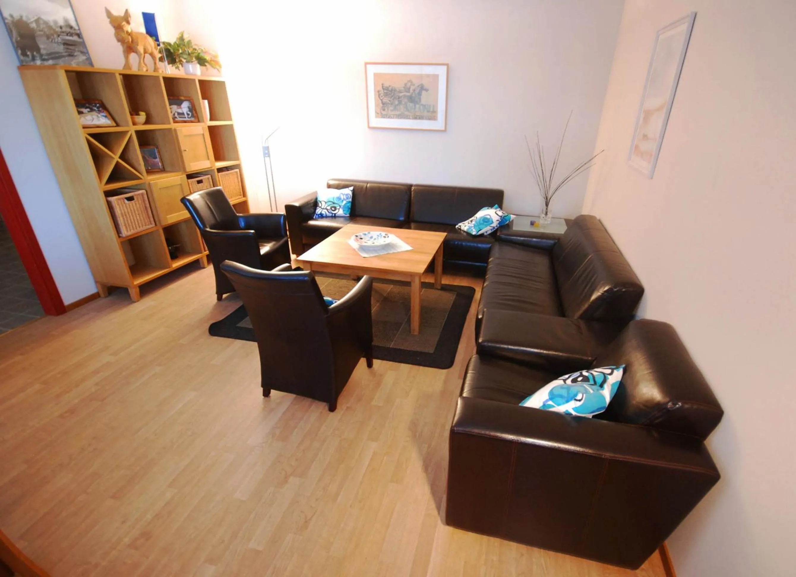 Communal lounge/ TV room in Wångens Wärdshus