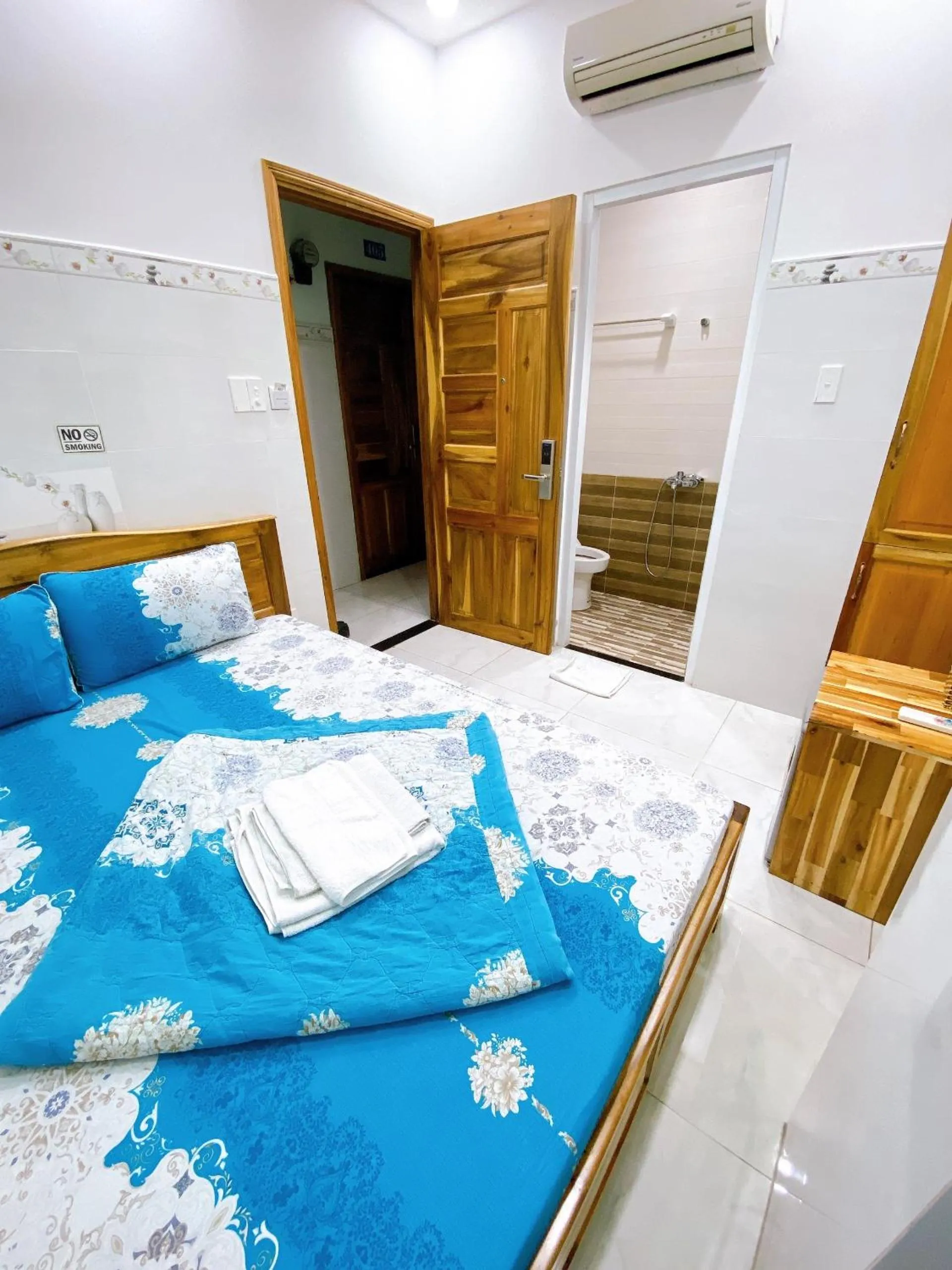 Bed in Hotel thanh vinh