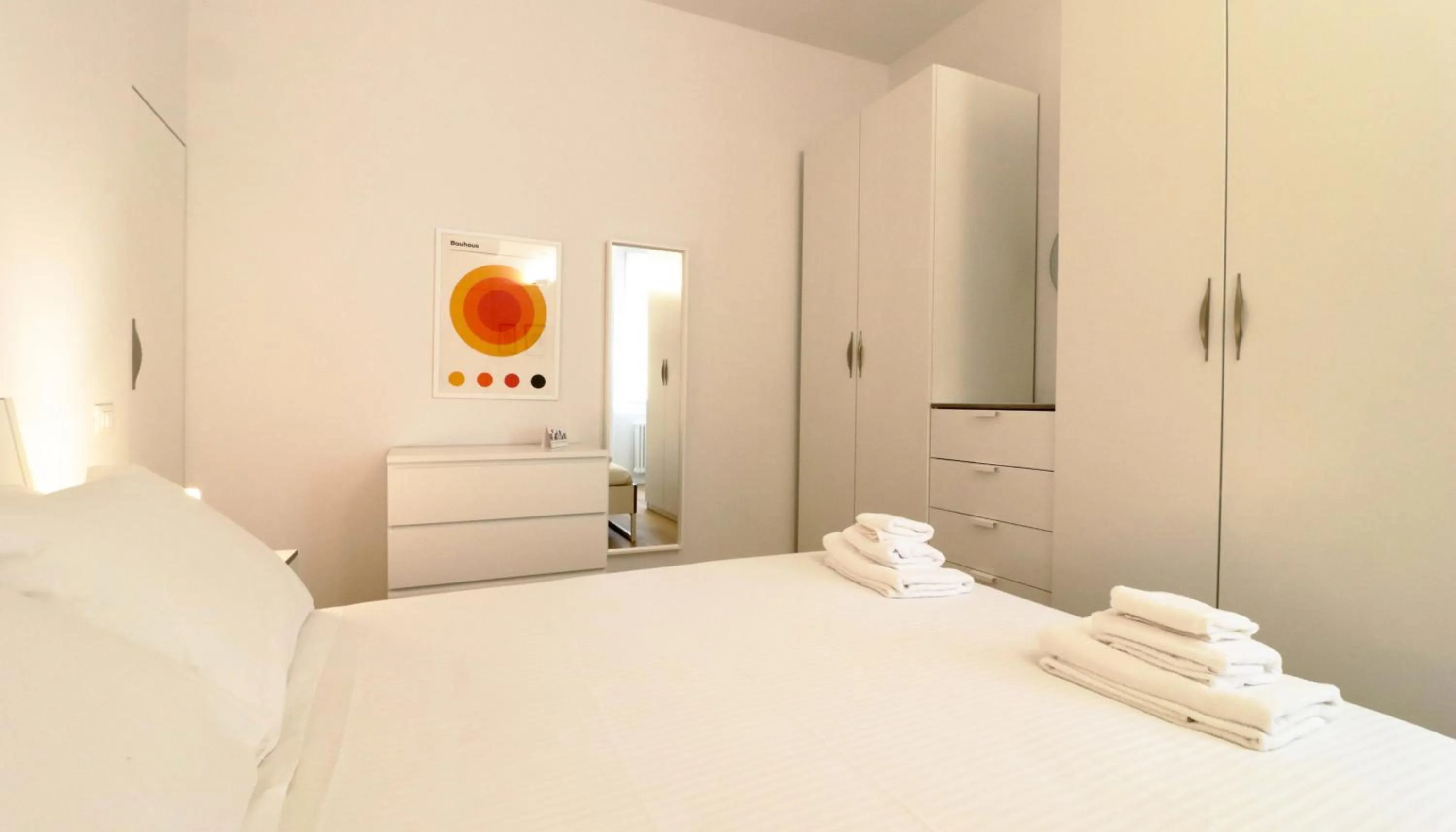 Bedroom, Bed in Italianway Easy - Piero della Francesca 19 A