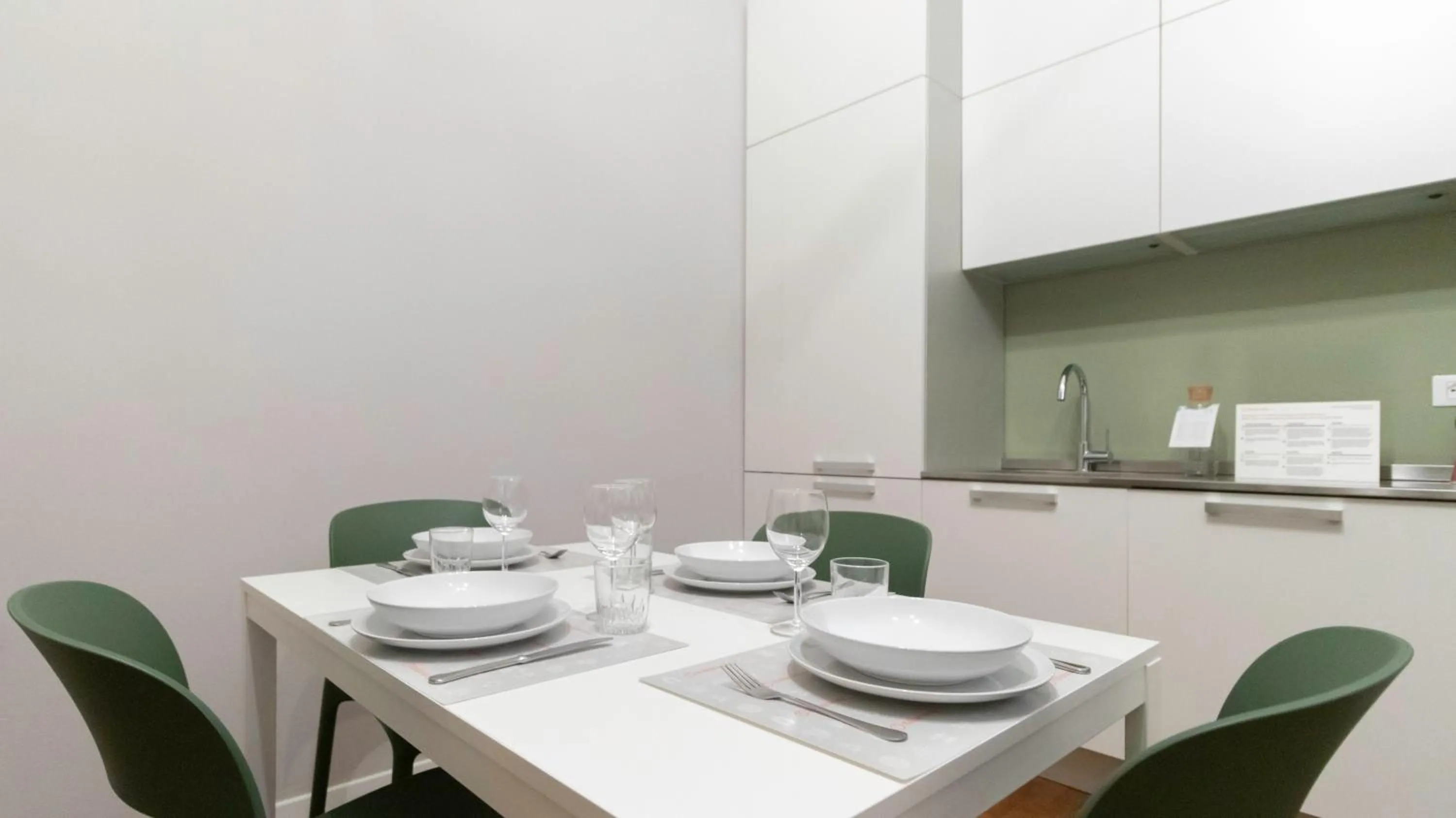 Dining area in Italianway Easy - Piero della Francesca 19 A