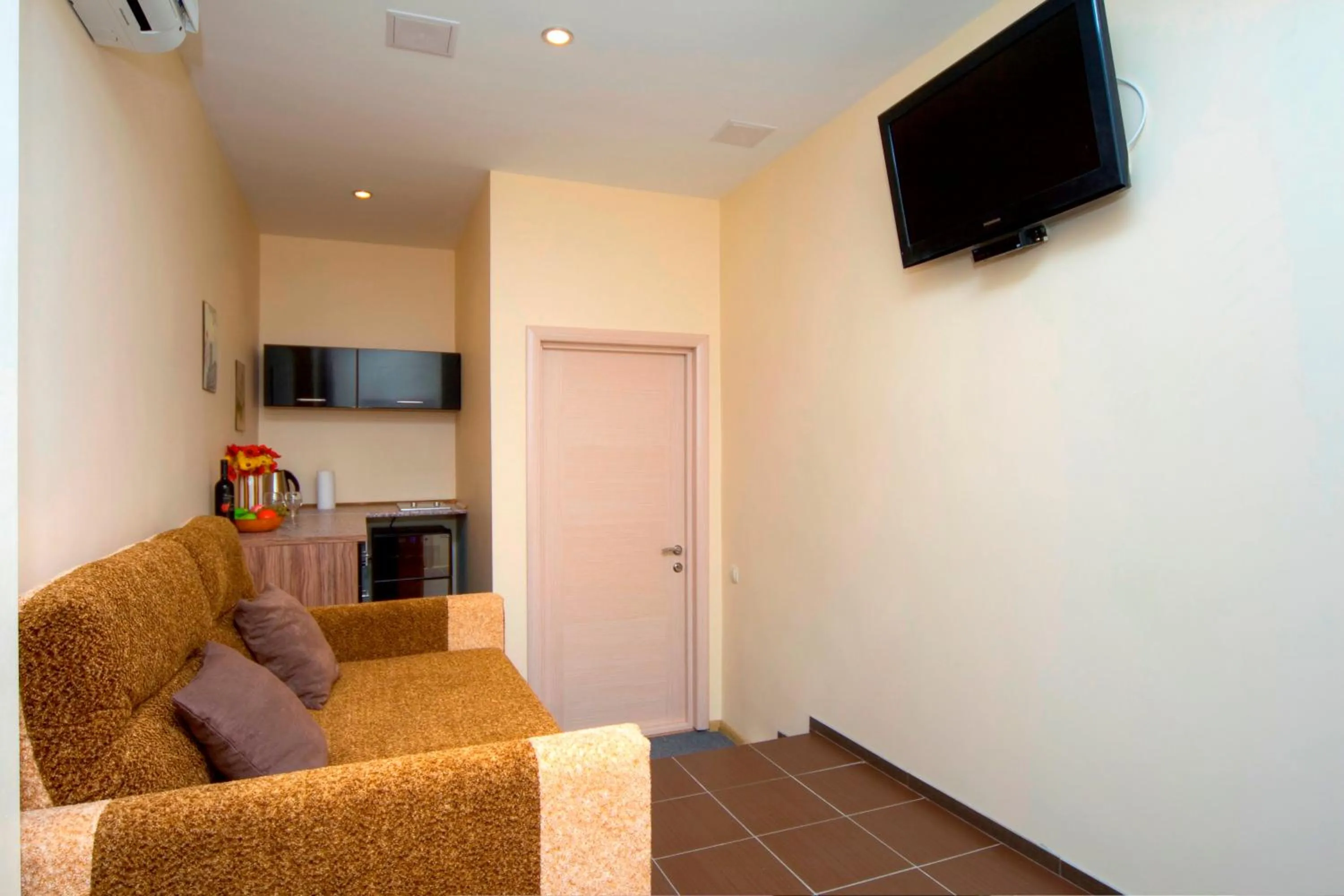 TV and multimedia in Sunday Apart Hotel