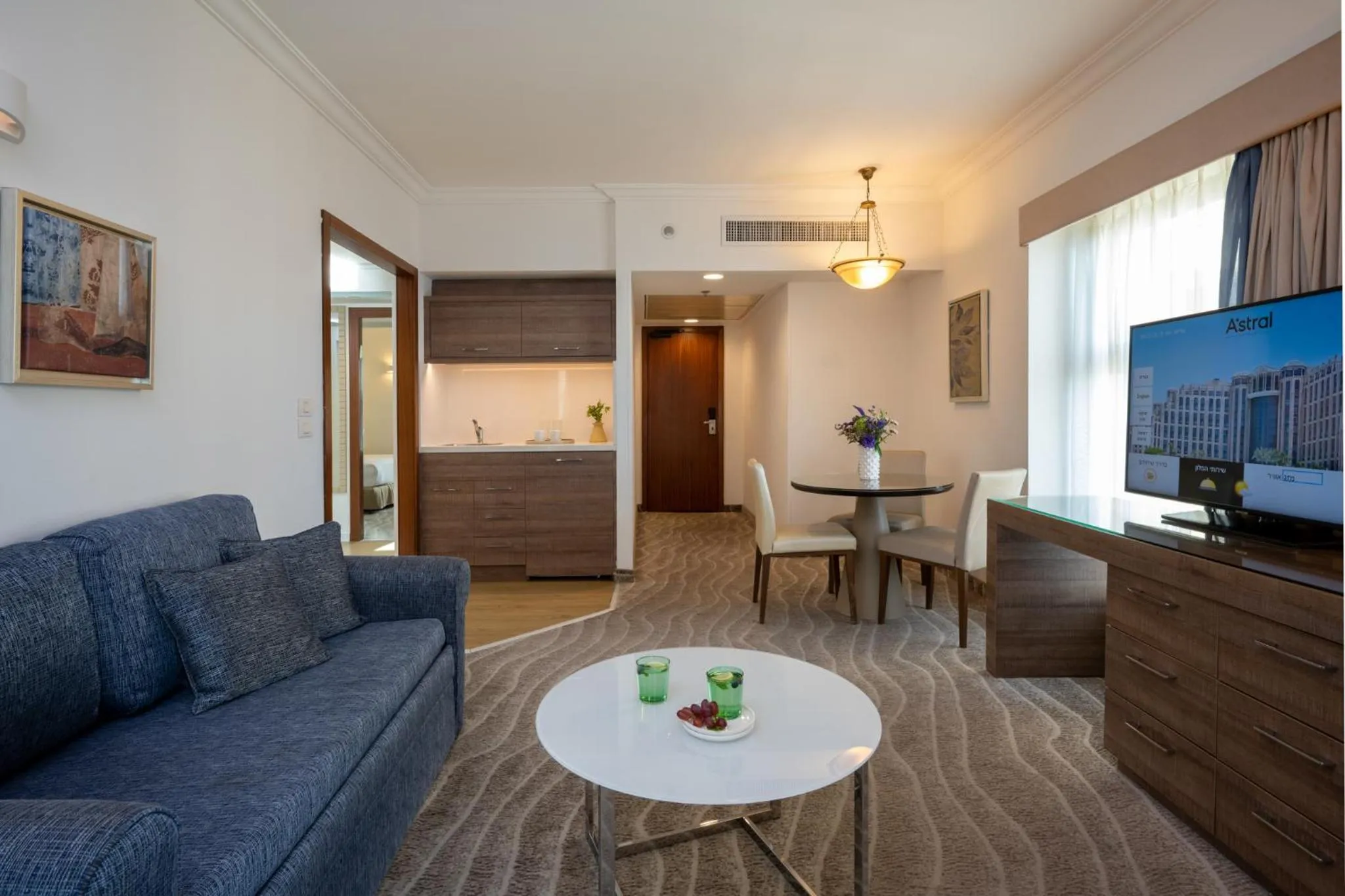 TV and multimedia in Queen of Sheba Eilat